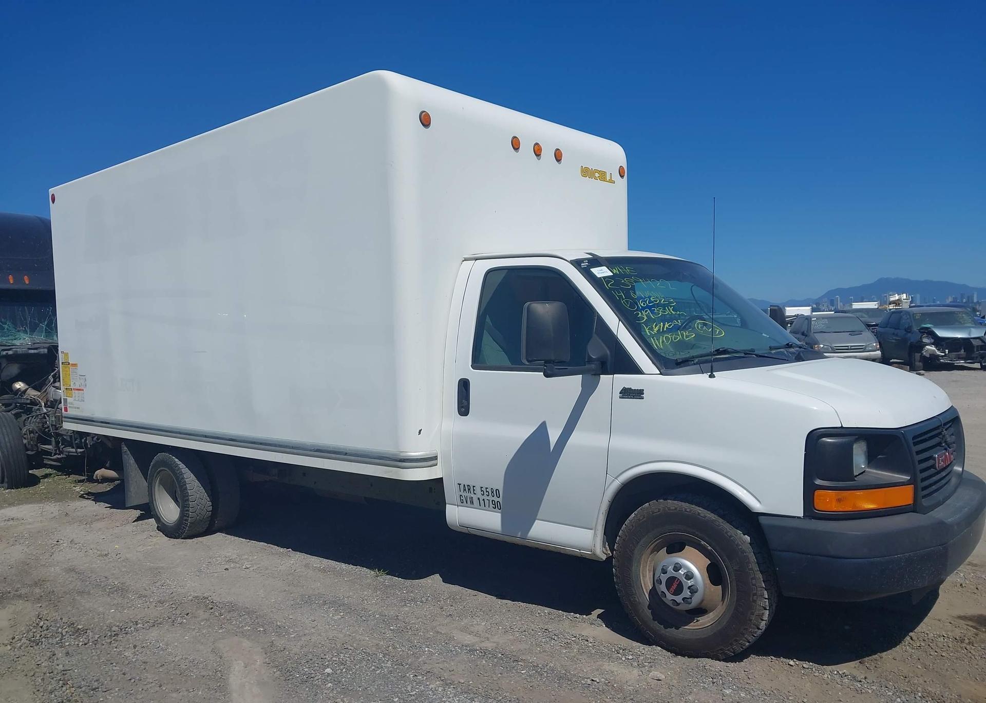 2014 GMC SAVANA CUTAWAY G3500