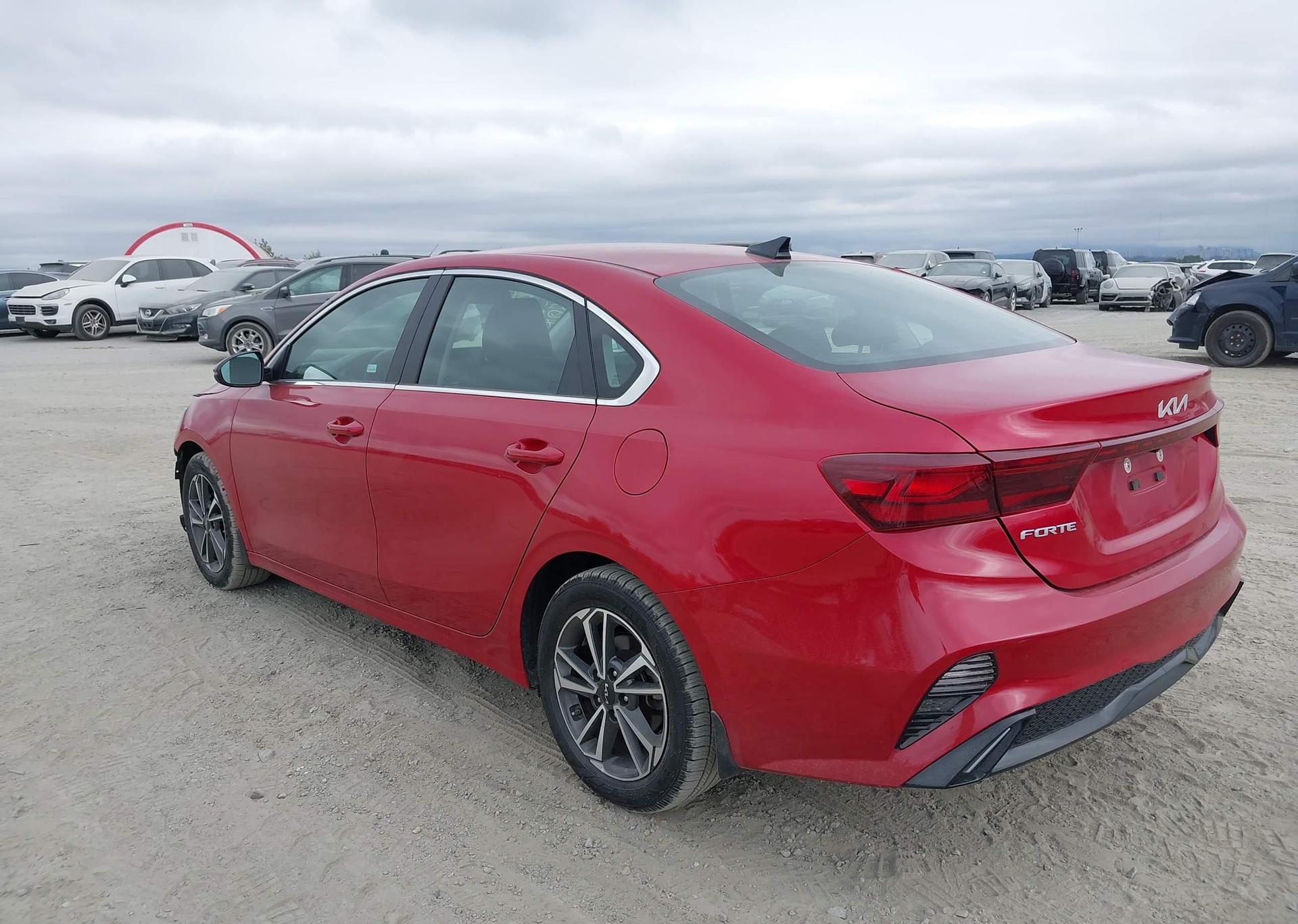 2022 KIA FORTE GT LINE