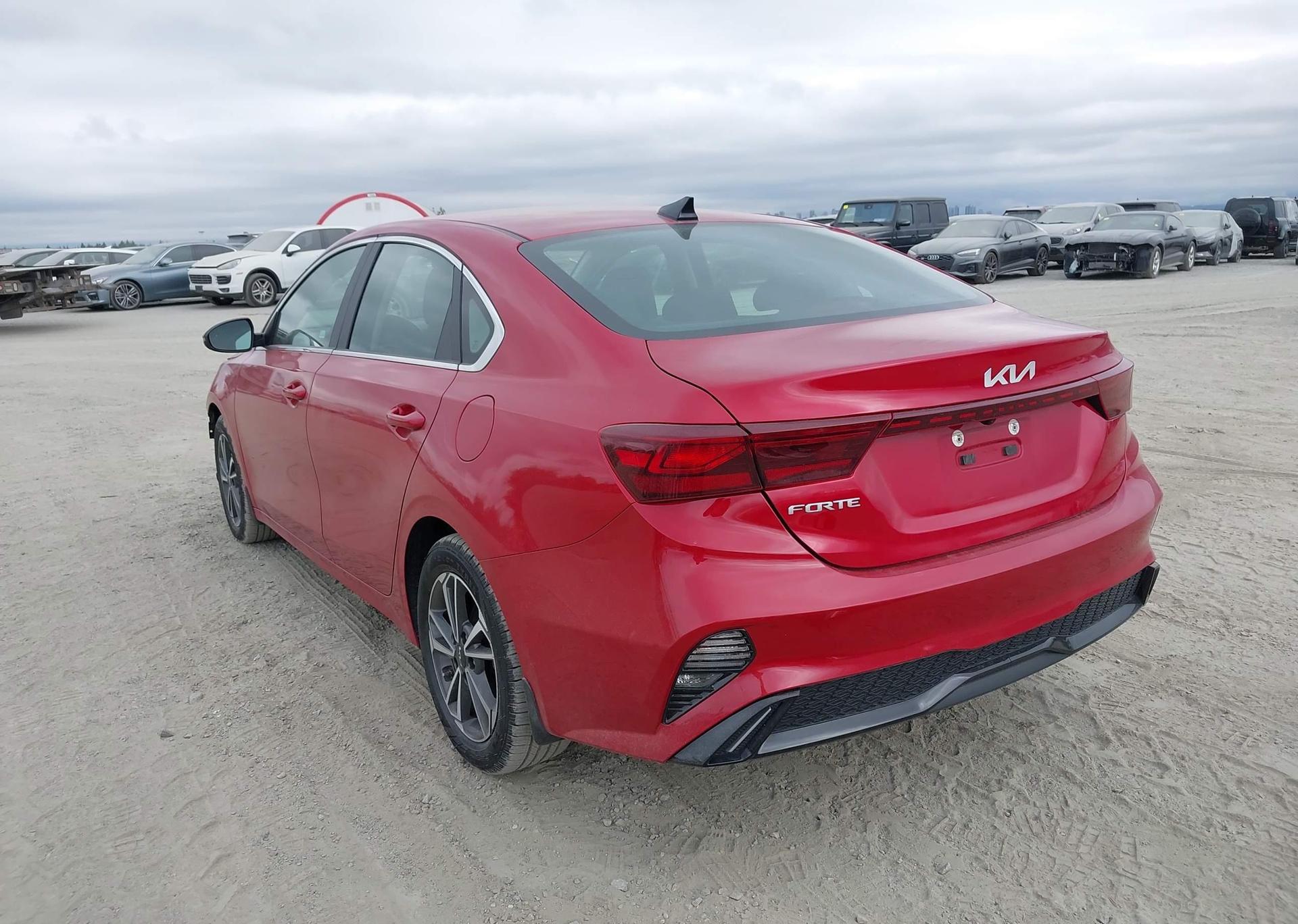 2022 KIA FORTE GT LINE