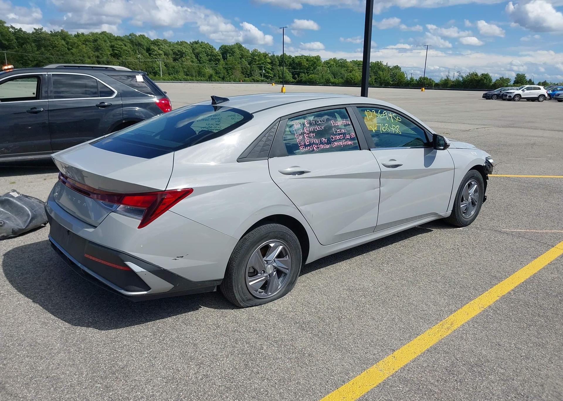 2024 HYUNDAI ELANTRA ESSENTIAL