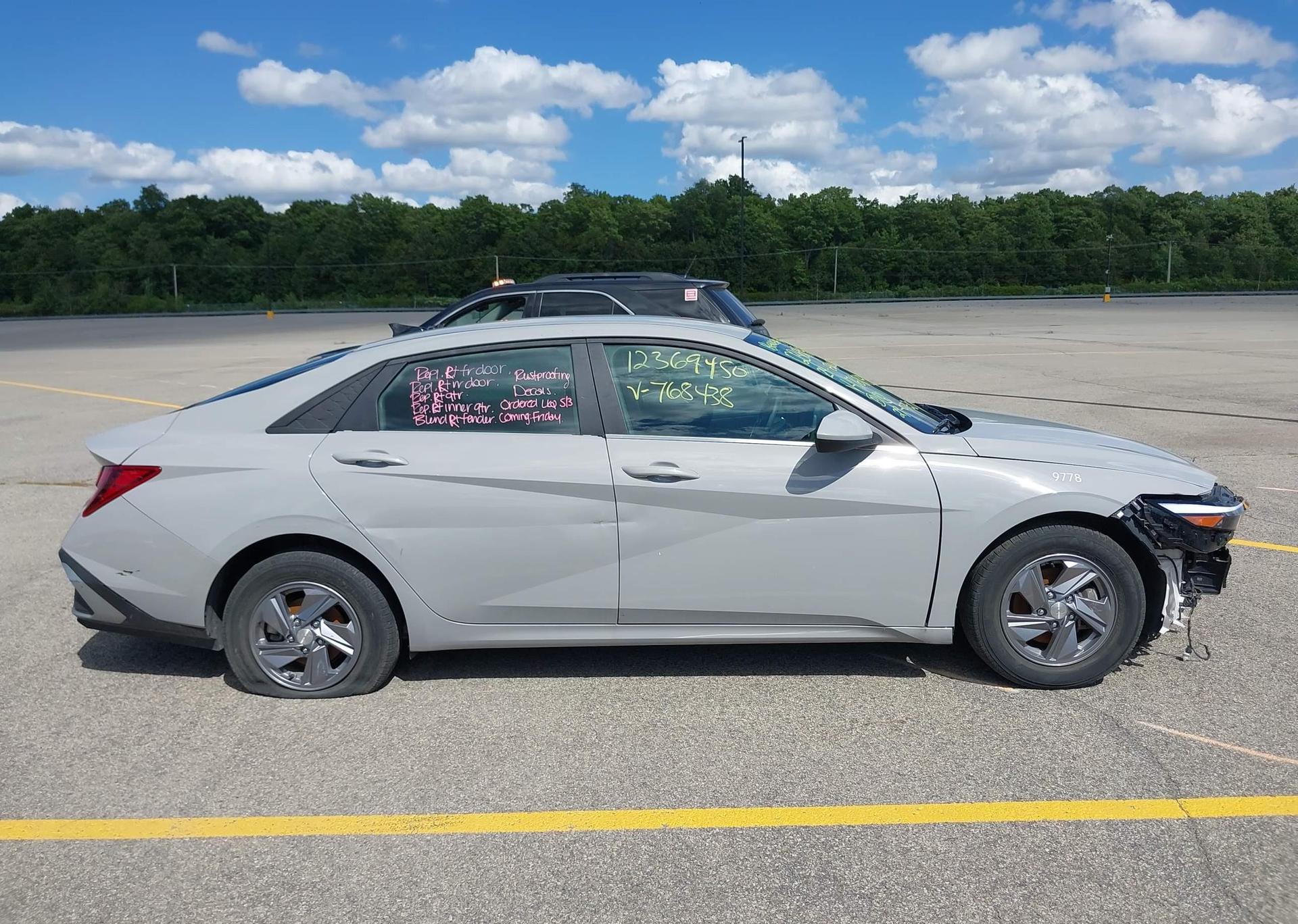 2024 HYUNDAI ELANTRA ESSENTIAL