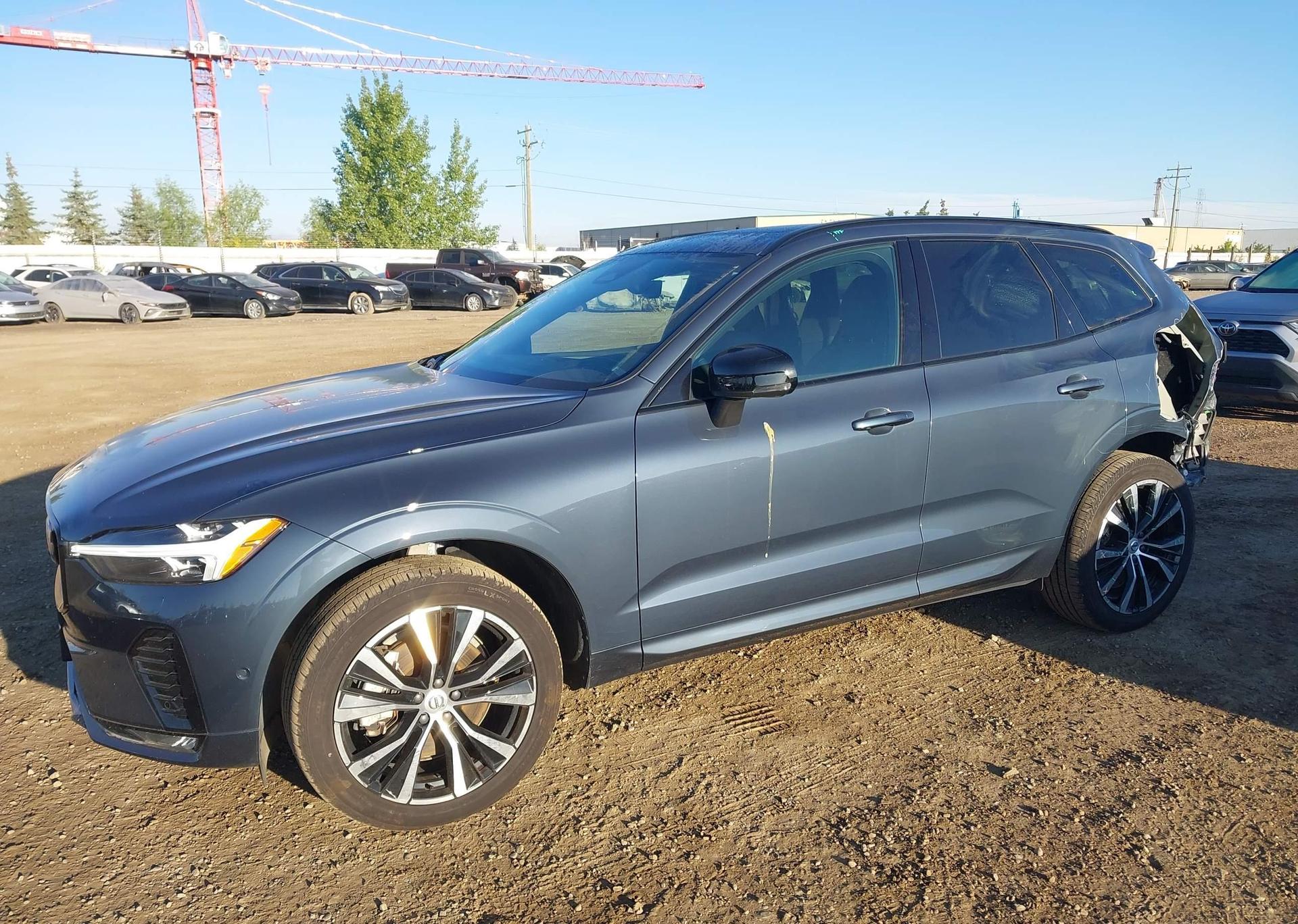 2023 VOLVO XC60 B6 PLUS DARK THEME