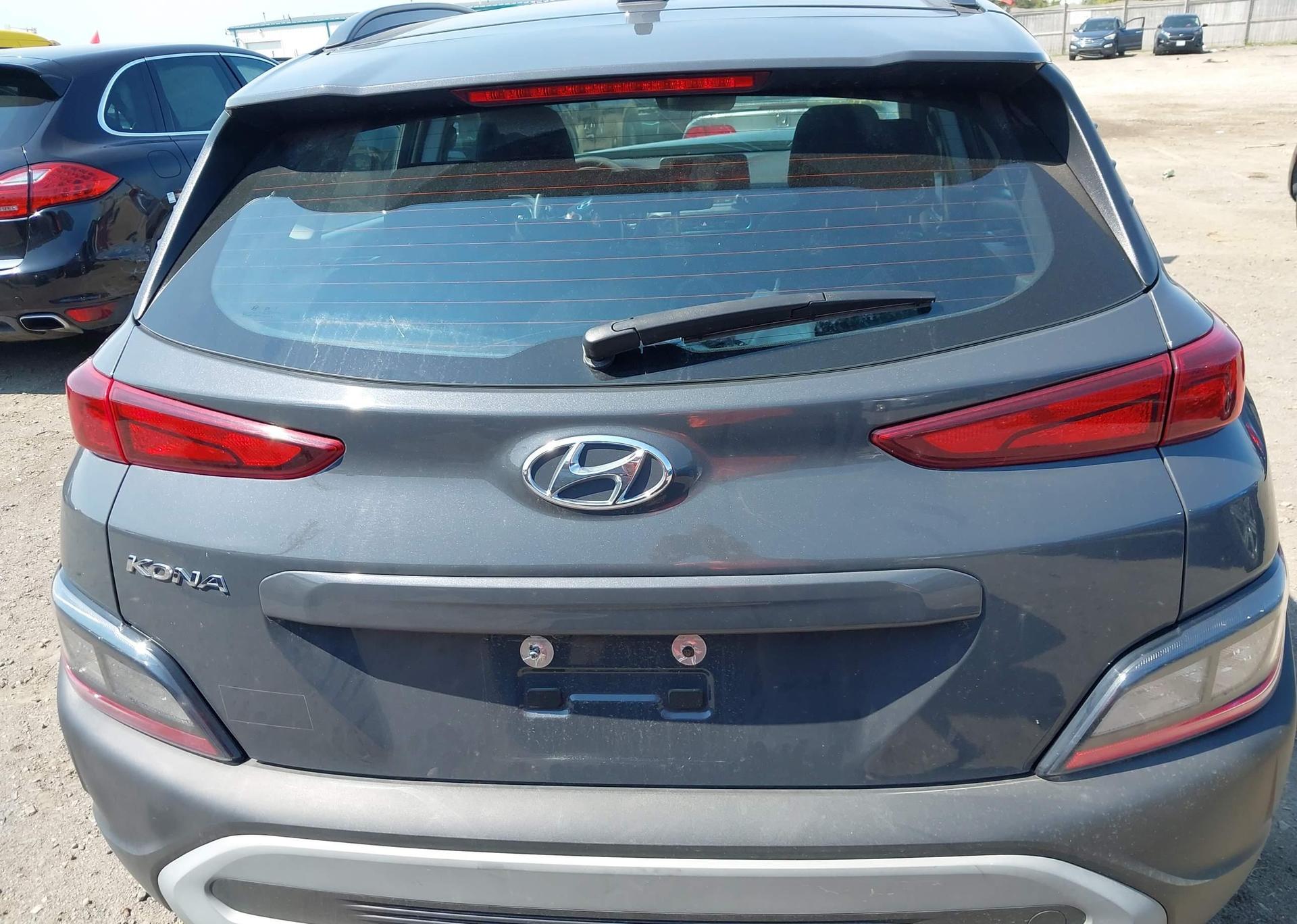 2023 HYUNDAI KONA ESSENTIAL