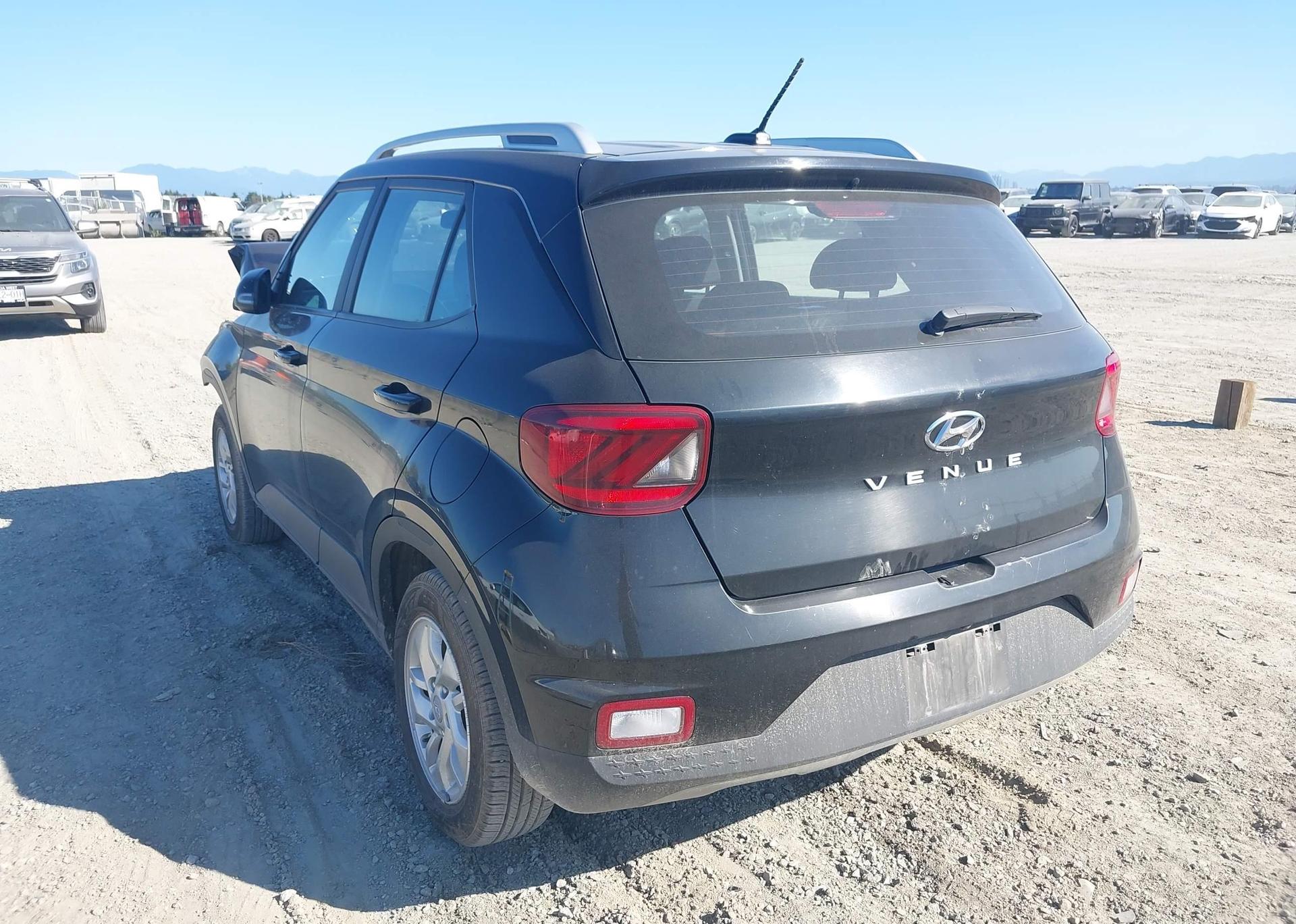 2023 HYUNDAI VENUE SEL