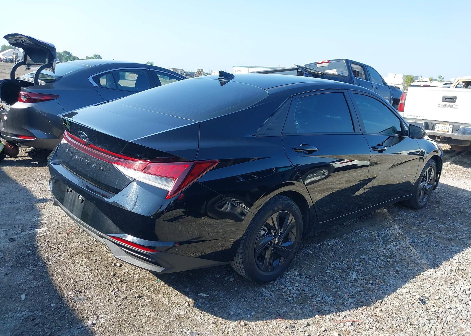 2021 HYUNDAI ELANTRA PREFERRED IVT