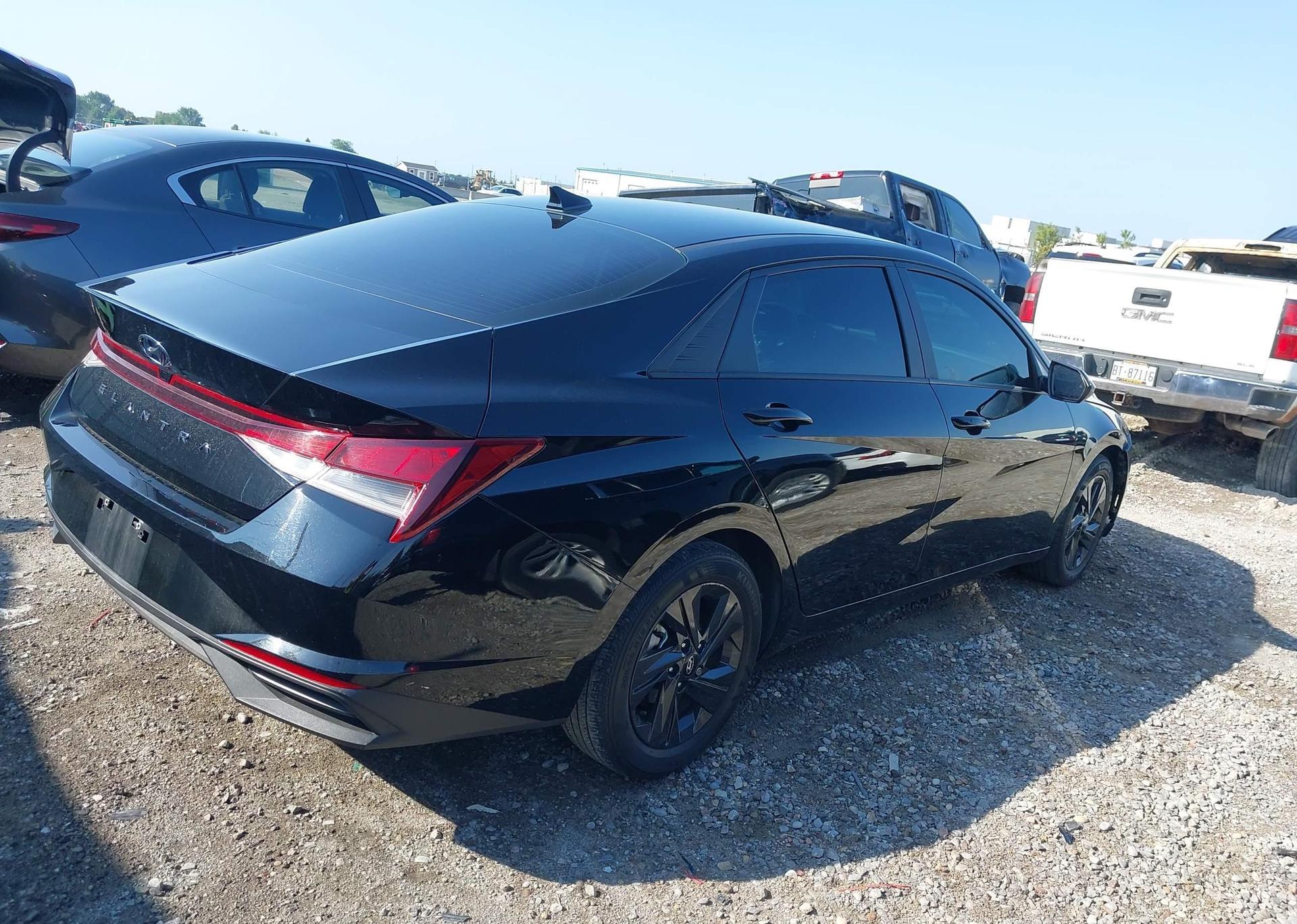 2021 HYUNDAI ELANTRA PREFERRED IVT