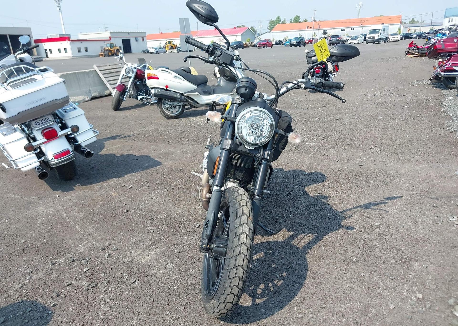 2017 DUCATI SCRAMBLER 800