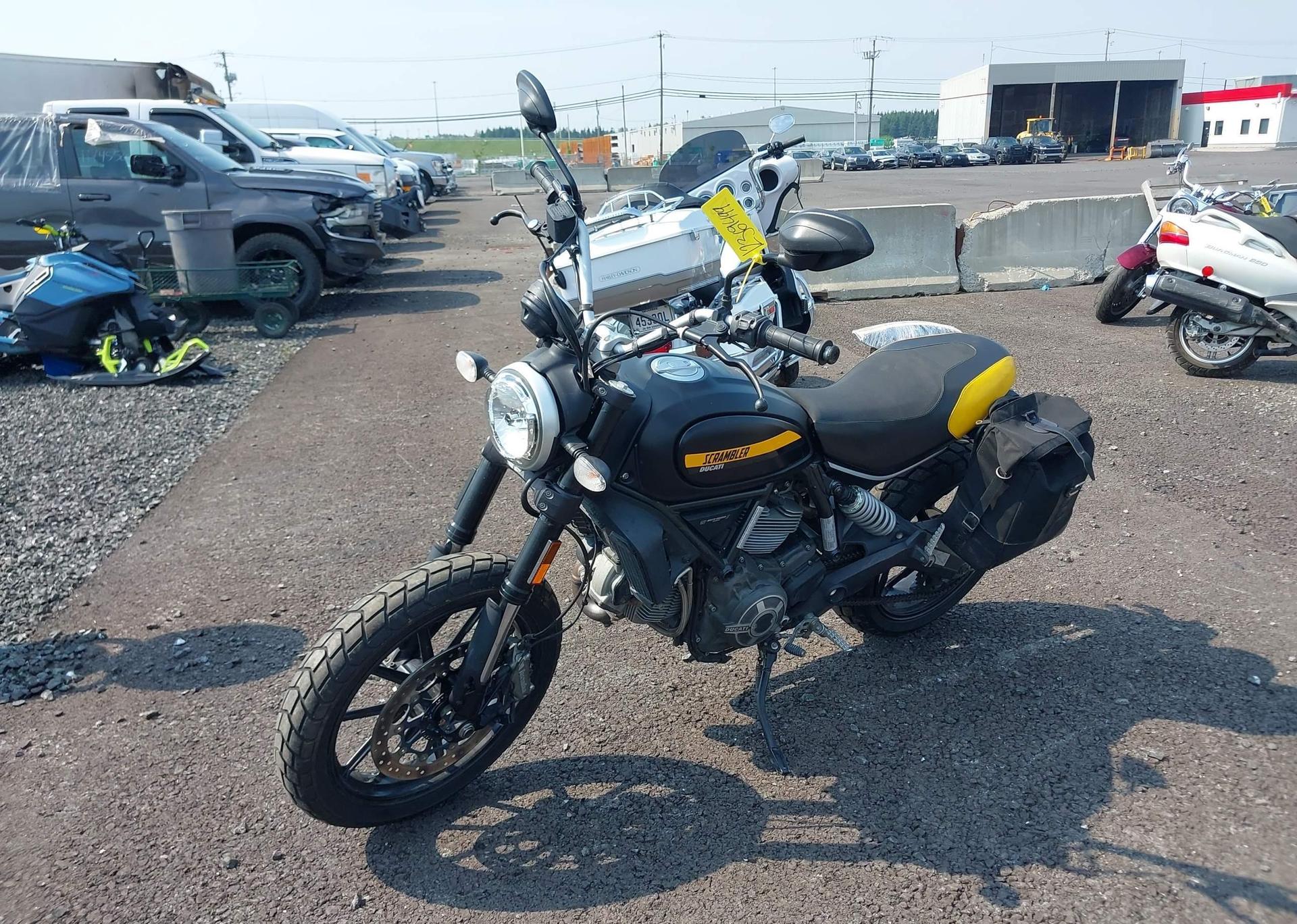 2017 DUCATI SCRAMBLER 800
