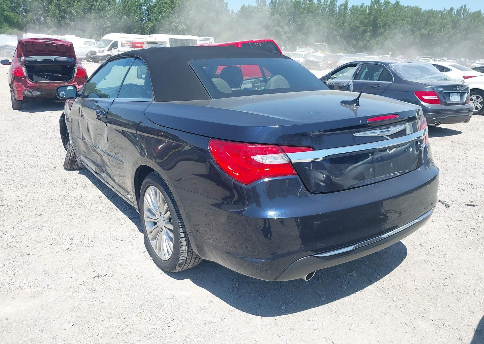 2011 CHRYSLER 200 TOURING