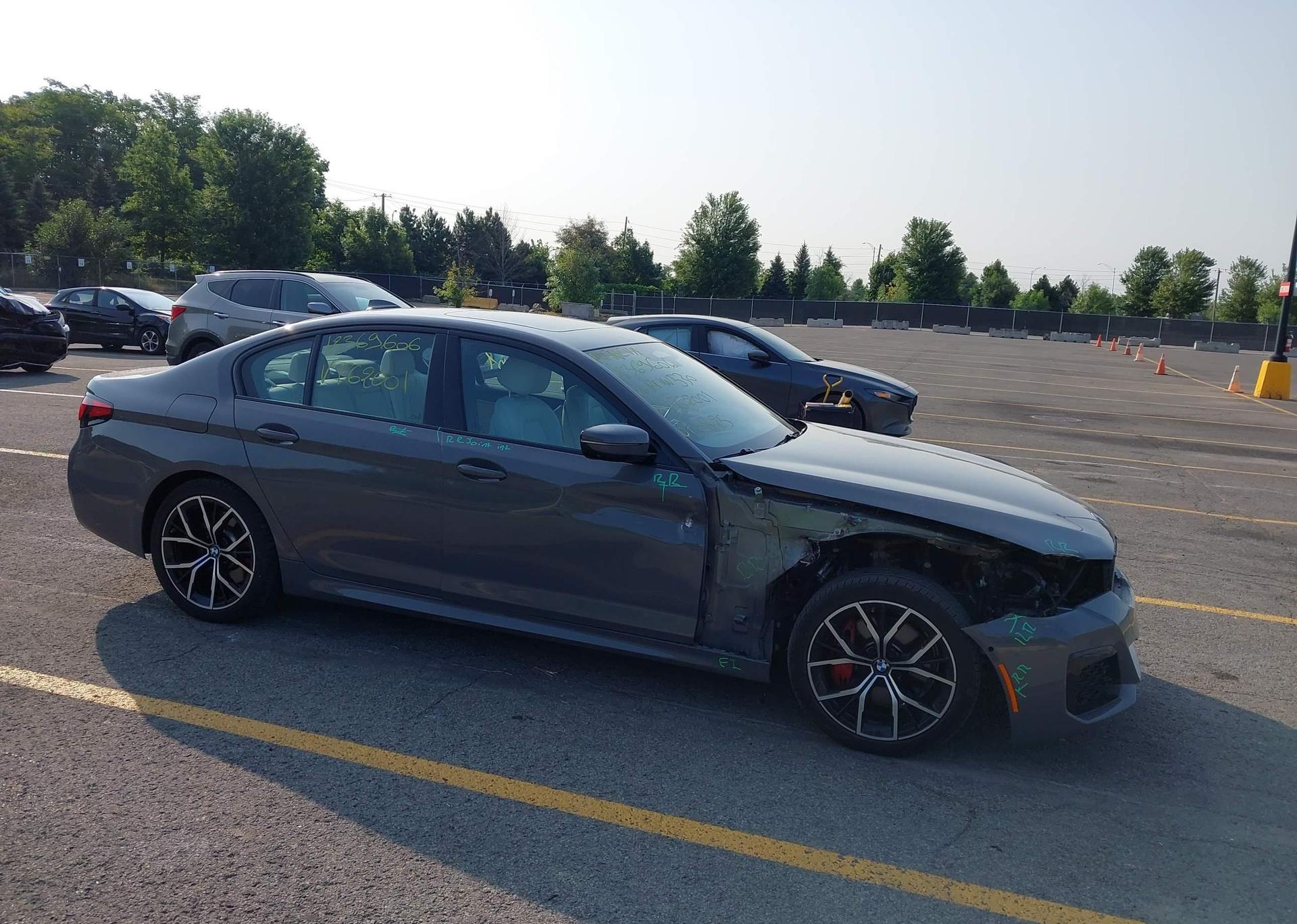 2021 BMW 530