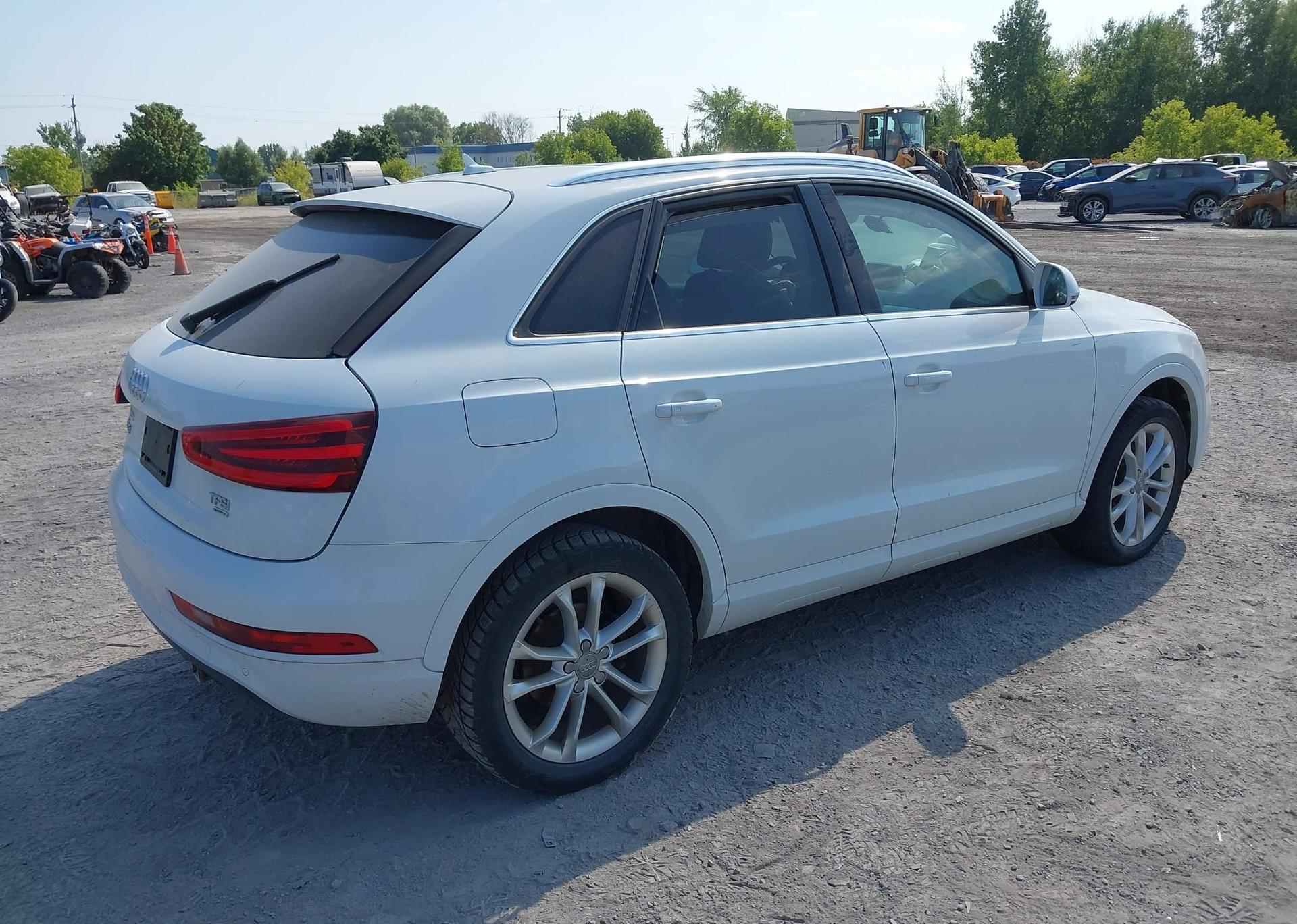 2015 AUDI Q3 PRESTIGE
