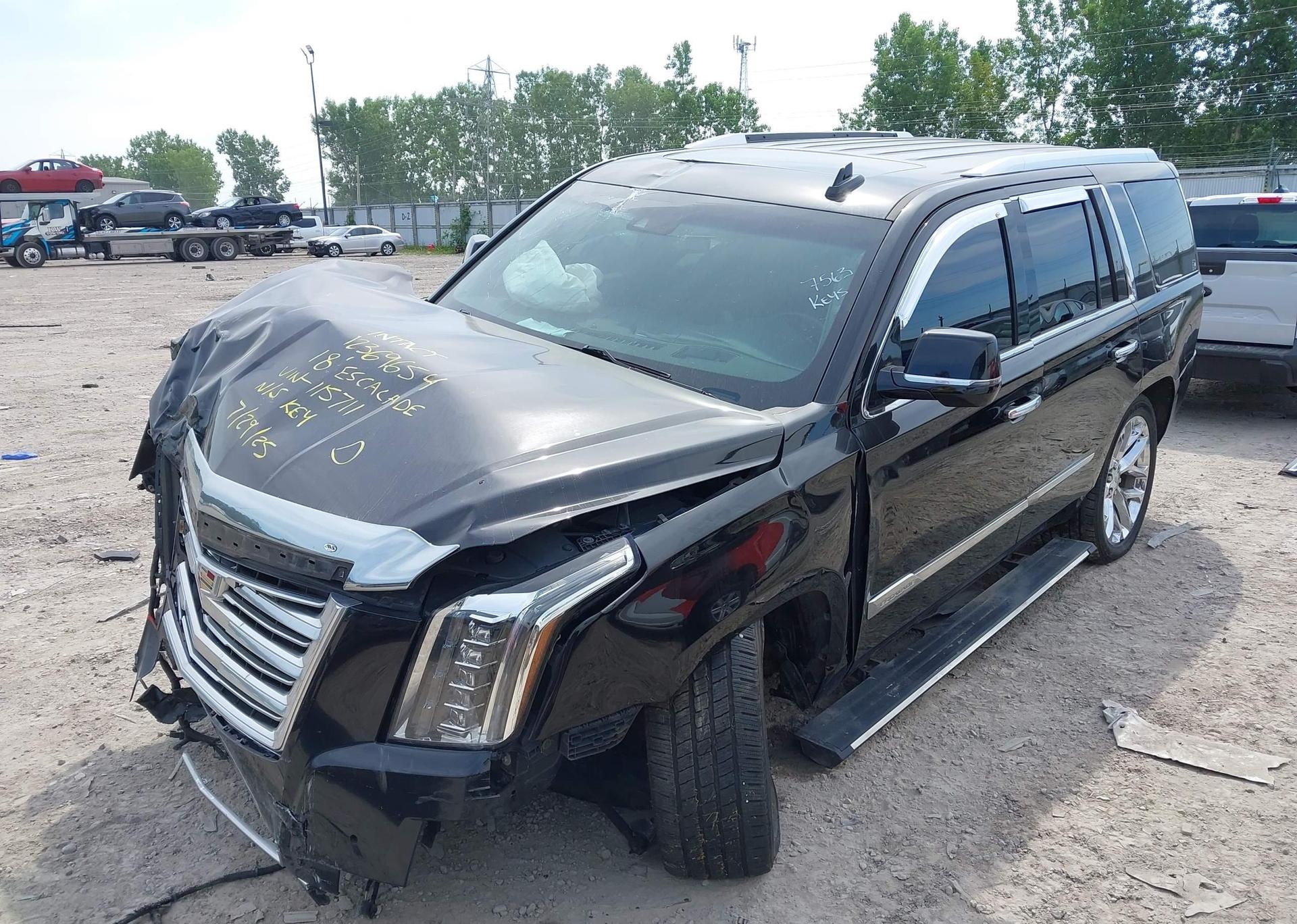 2018 CADILLAC ESCALADE