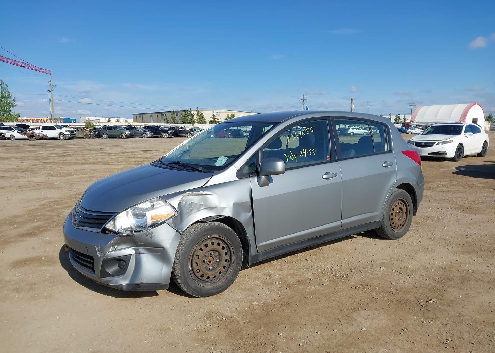 2010 NISSAN VERSA 1.8SL