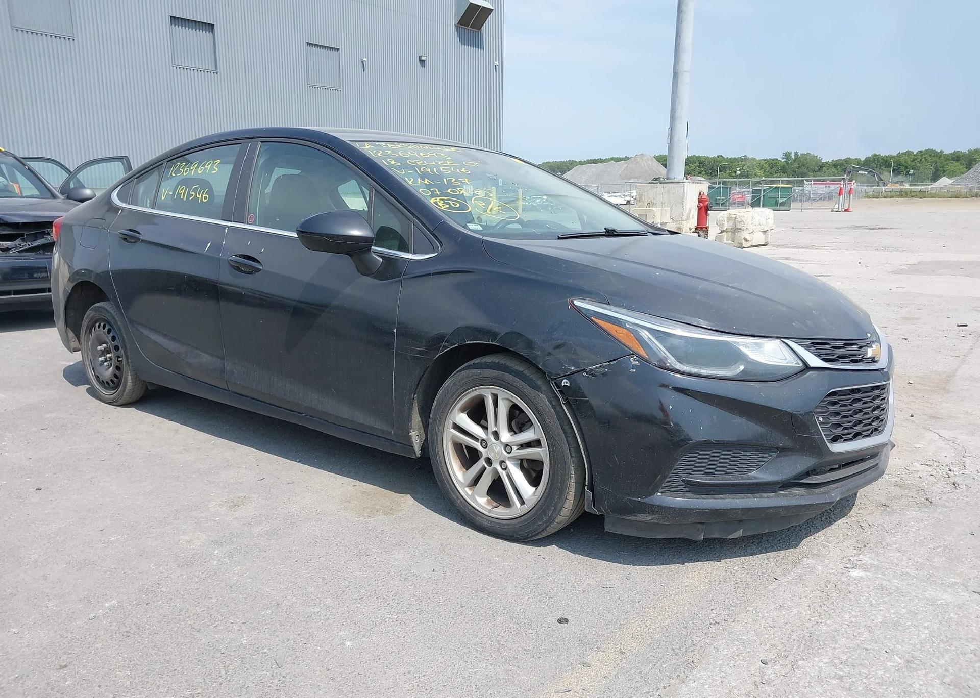 2018 CHEVROLET CRUZE LT