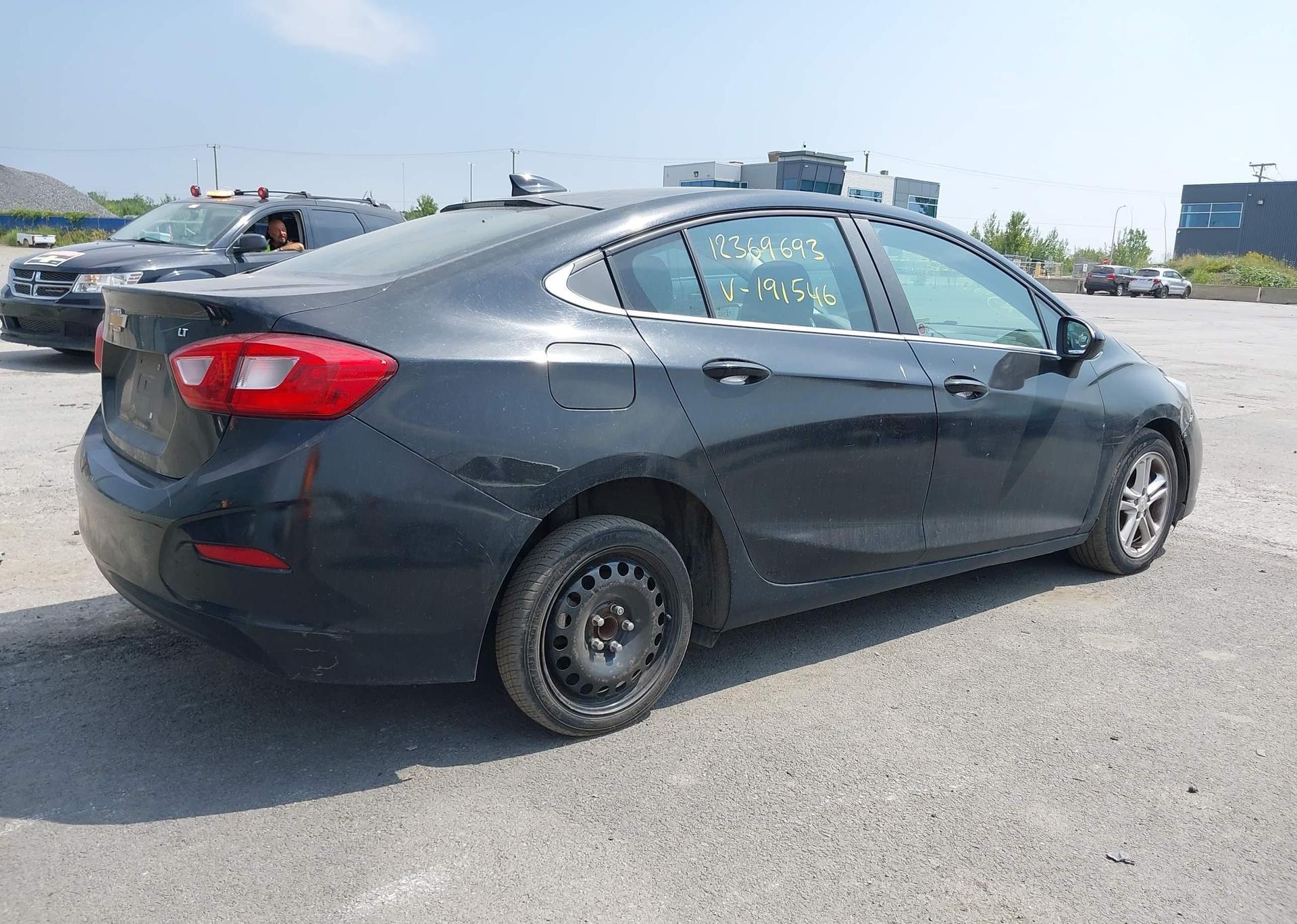 2018 CHEVROLET CRUZE LT