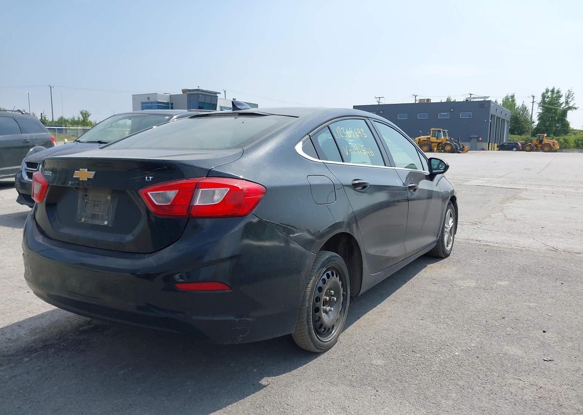 2018 CHEVROLET CRUZE LT