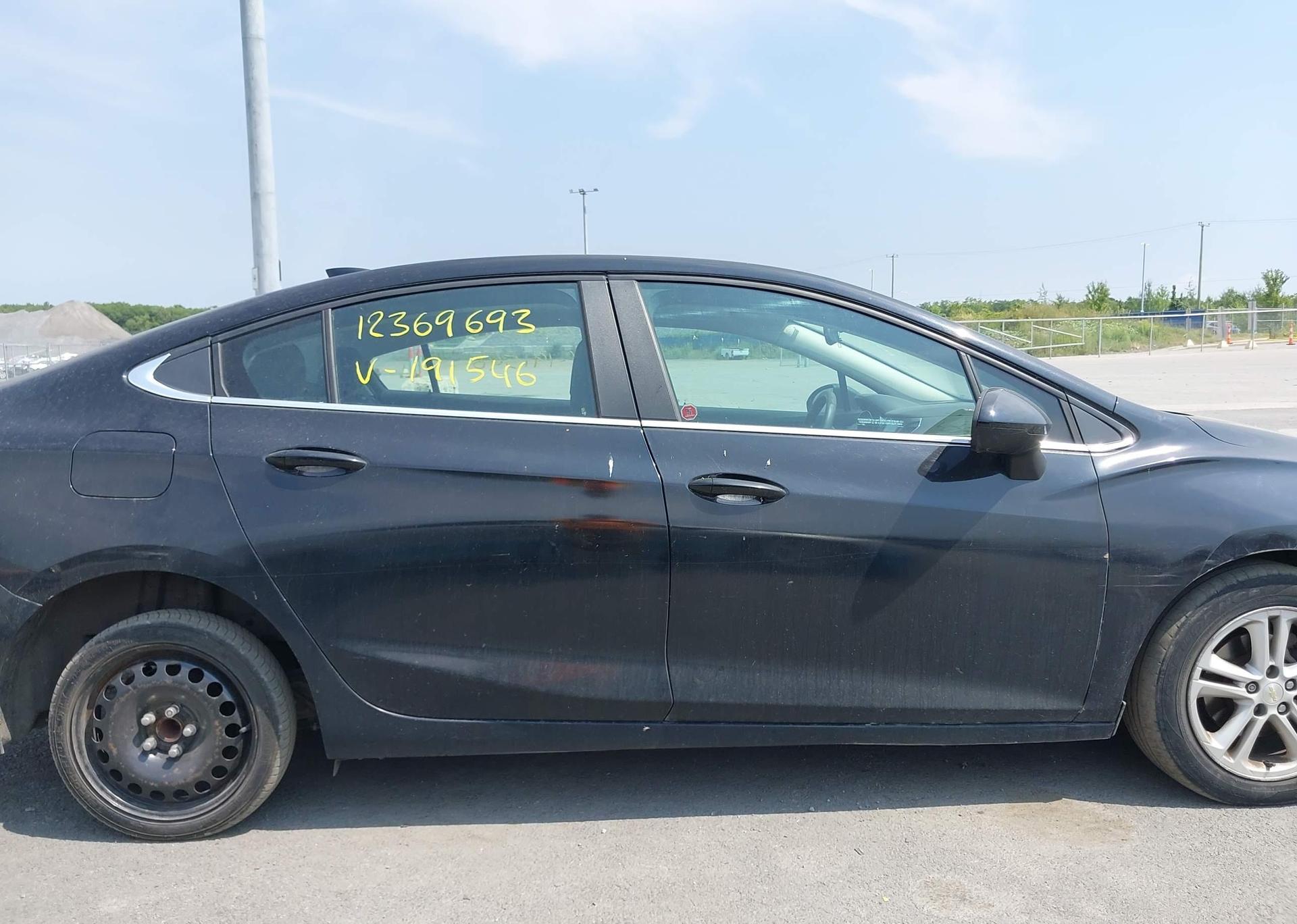 2018 CHEVROLET CRUZE LT