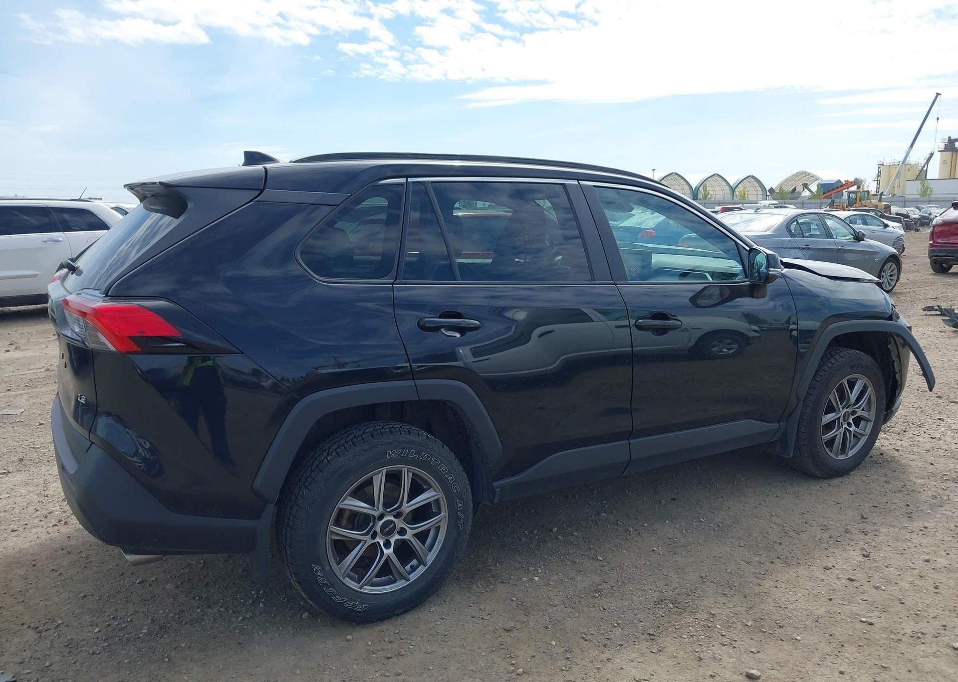 2019 TOYOTA RAV4 LE