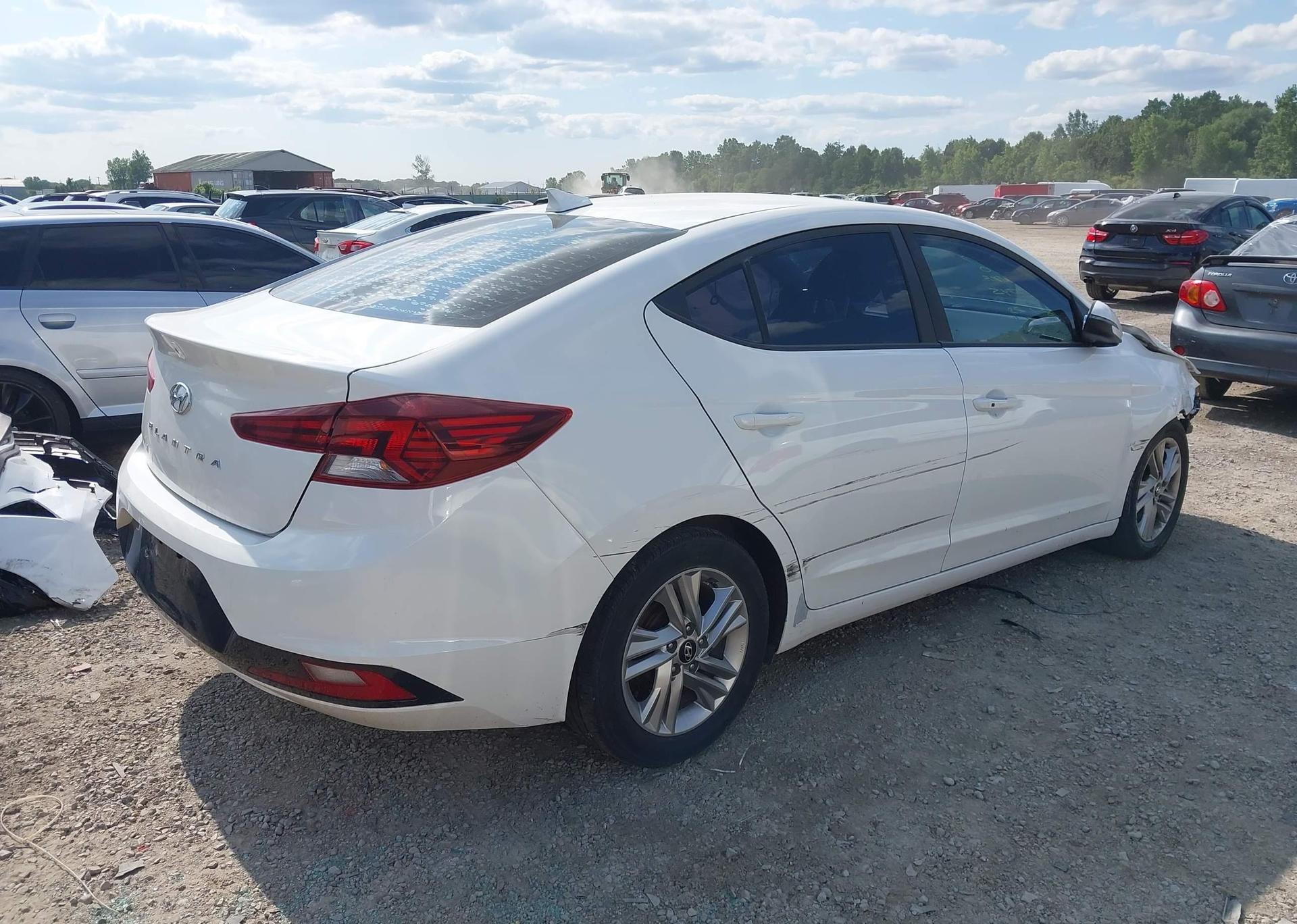 2019 HYUNDAI ELANTRA PREFERRED