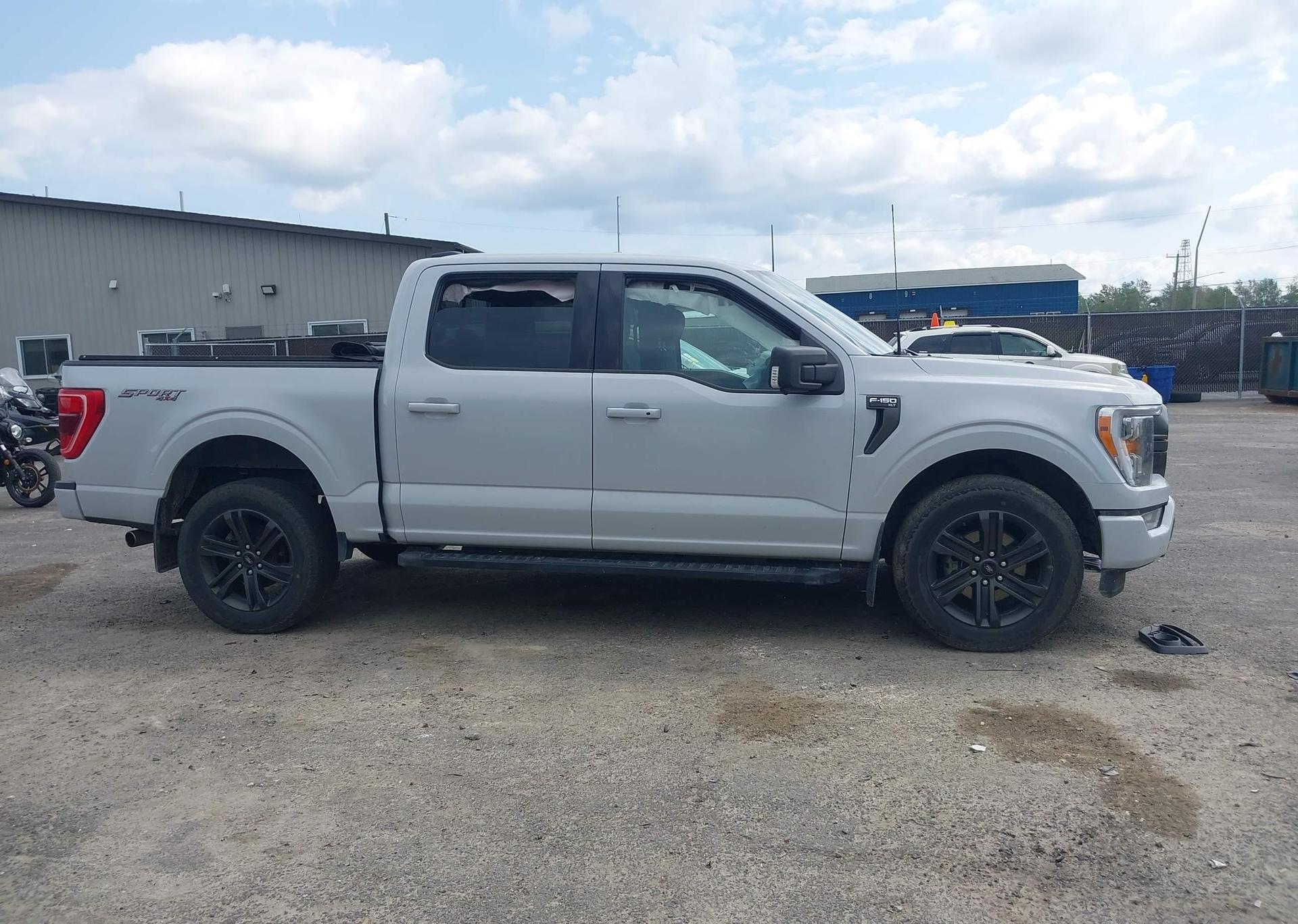 2022 FORD F-150 XLT