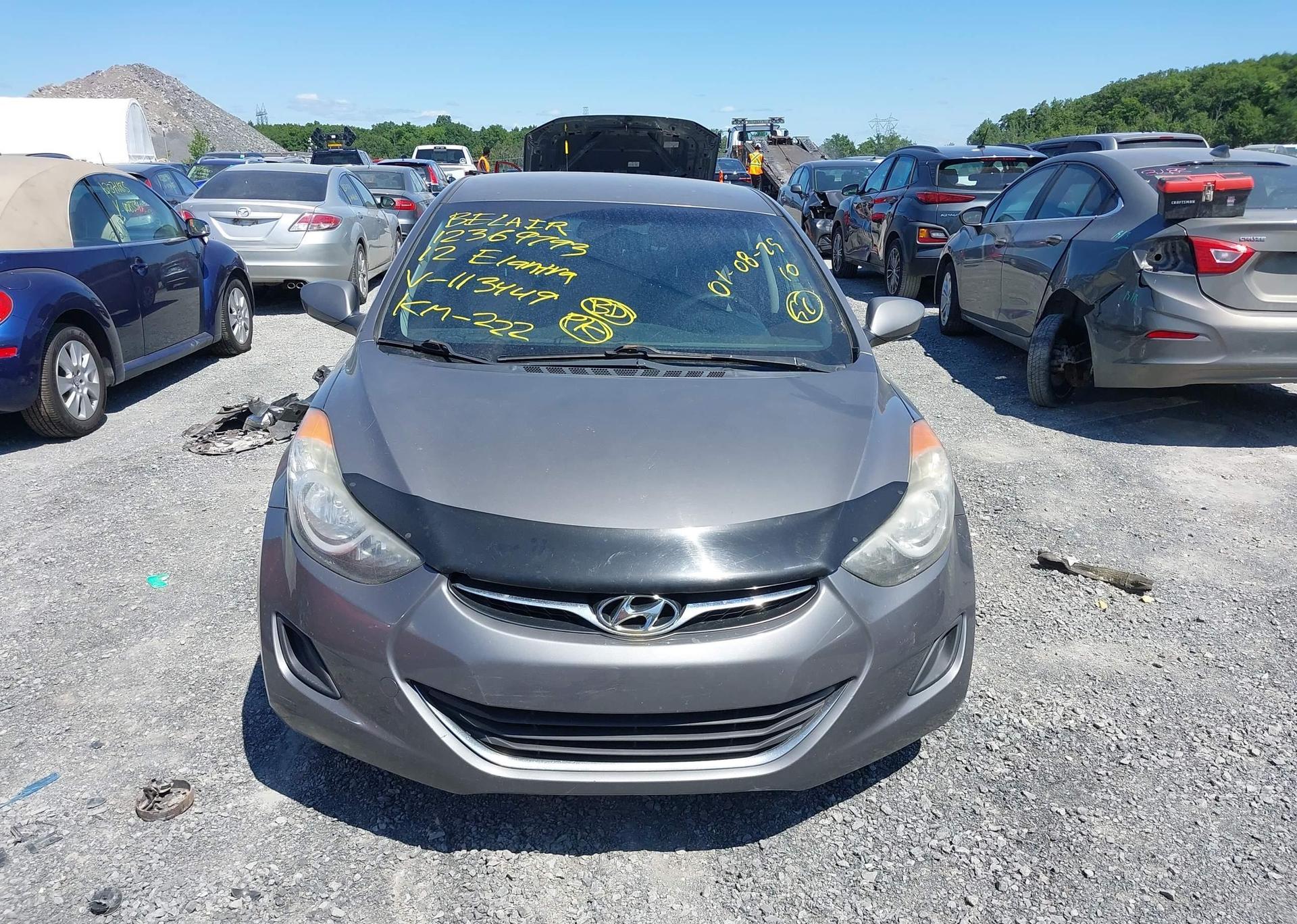 2012 HYUNDAI ELANTRA