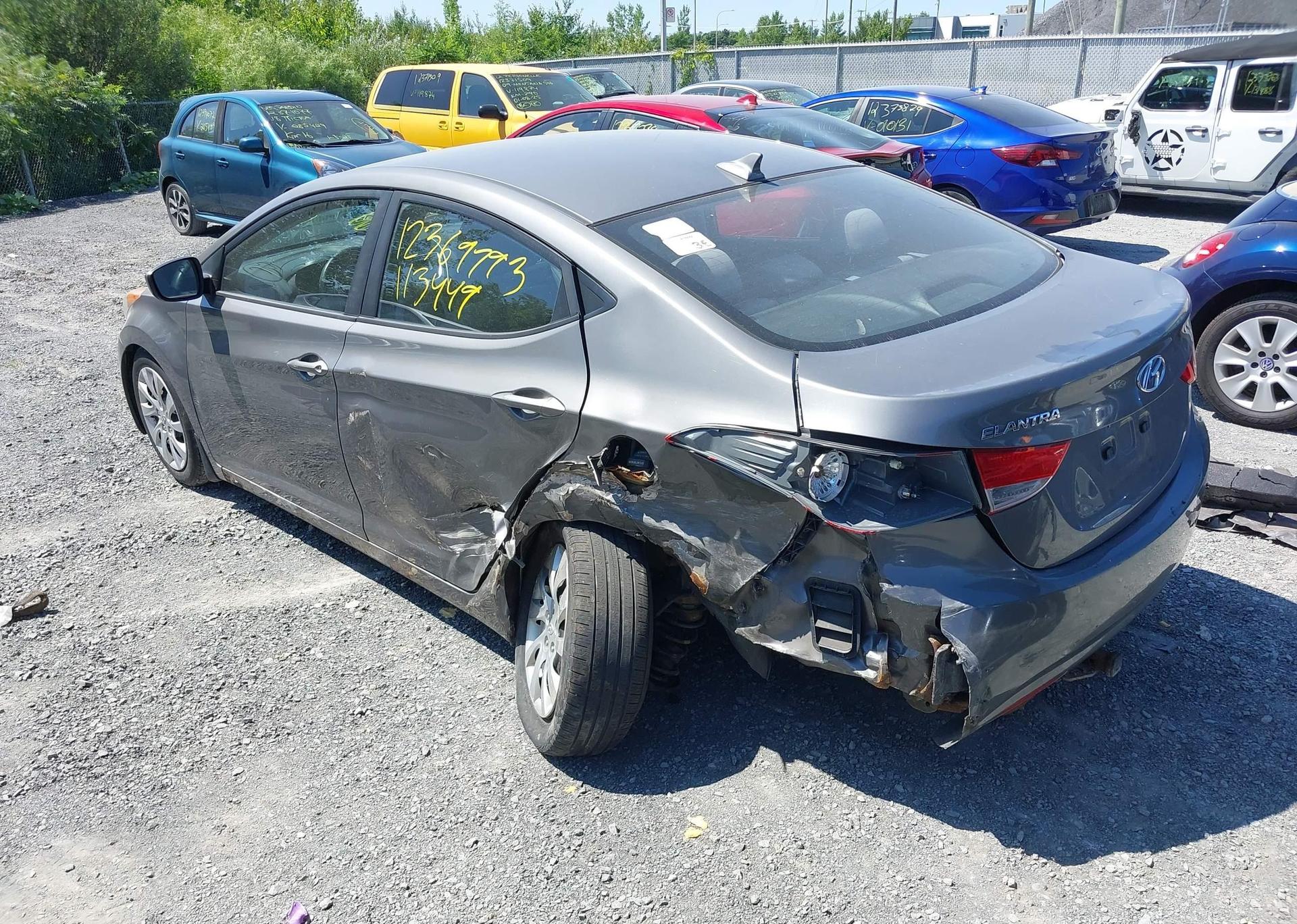 2012 HYUNDAI ELANTRA