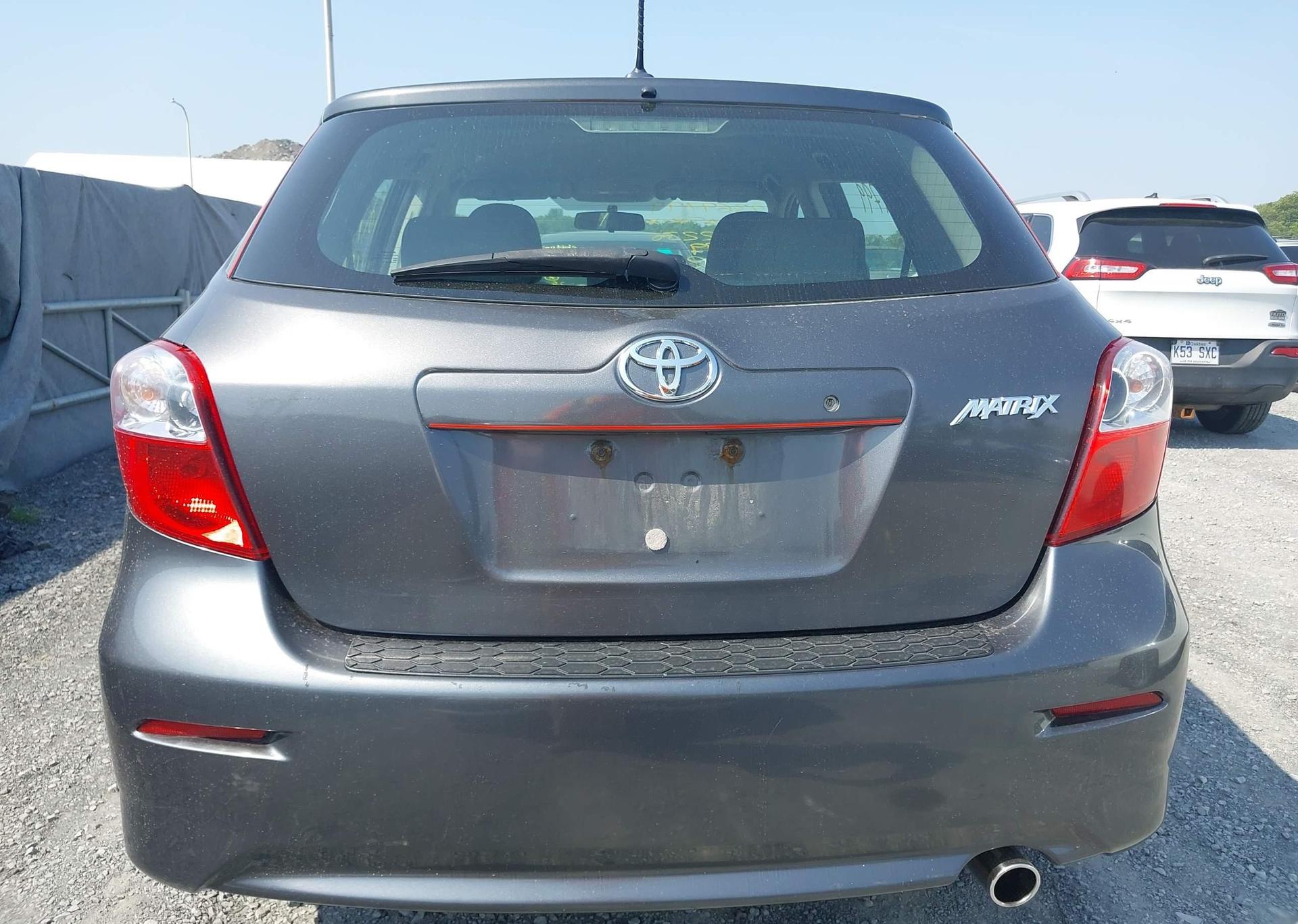 2010 TOYOTA MATRIX