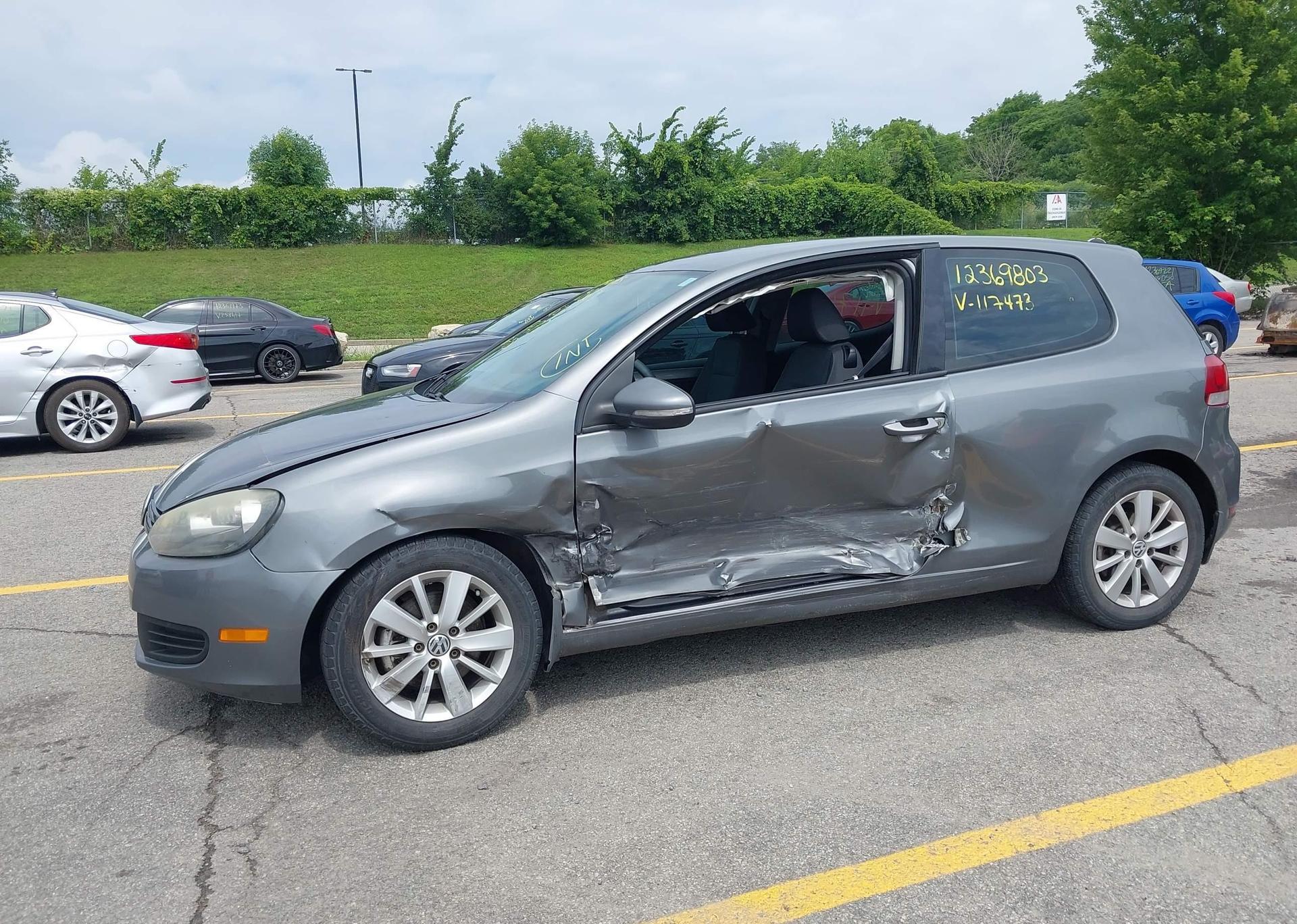 2010 VOLKSWAGEN GOLF