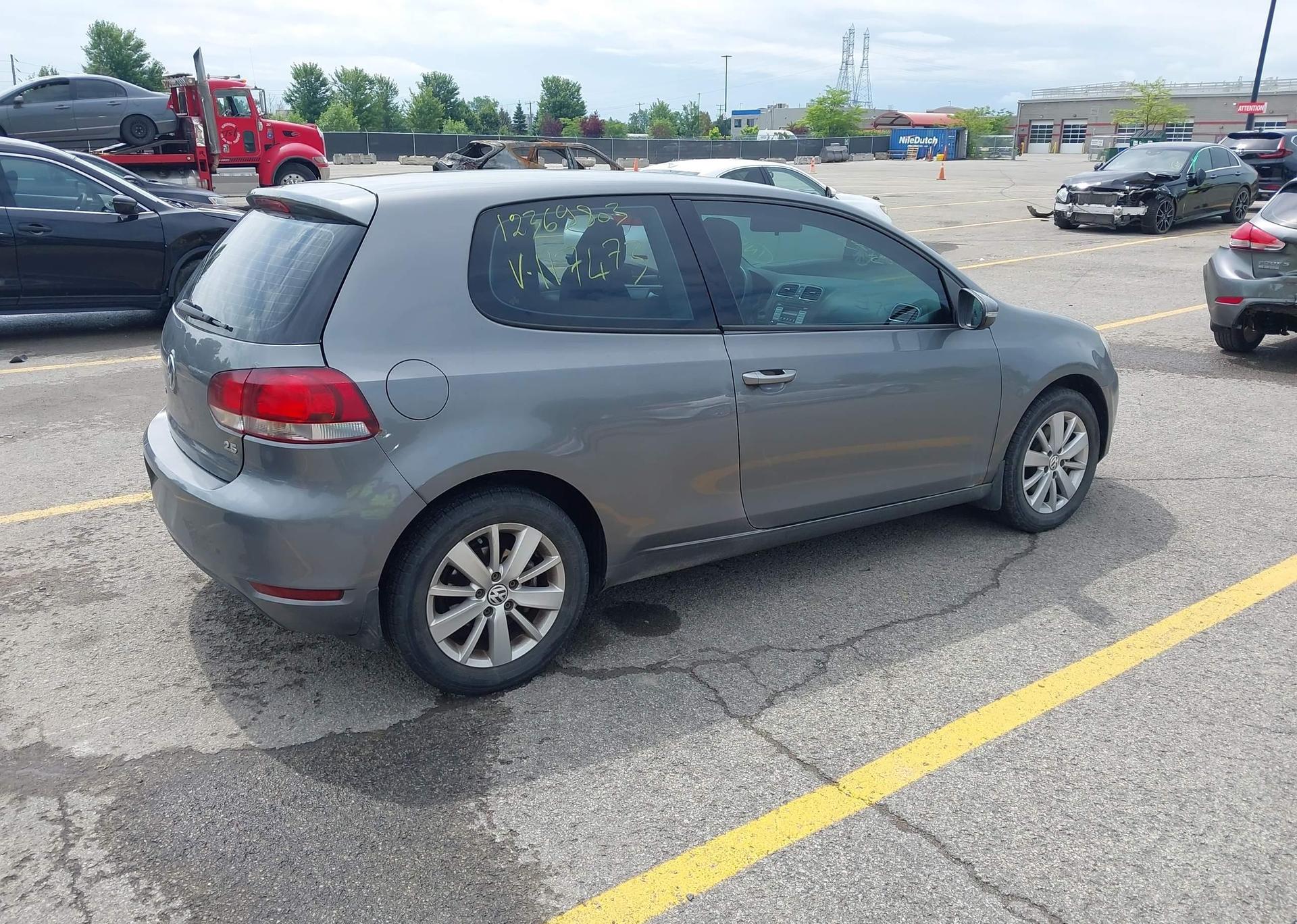 2010 VOLKSWAGEN GOLF