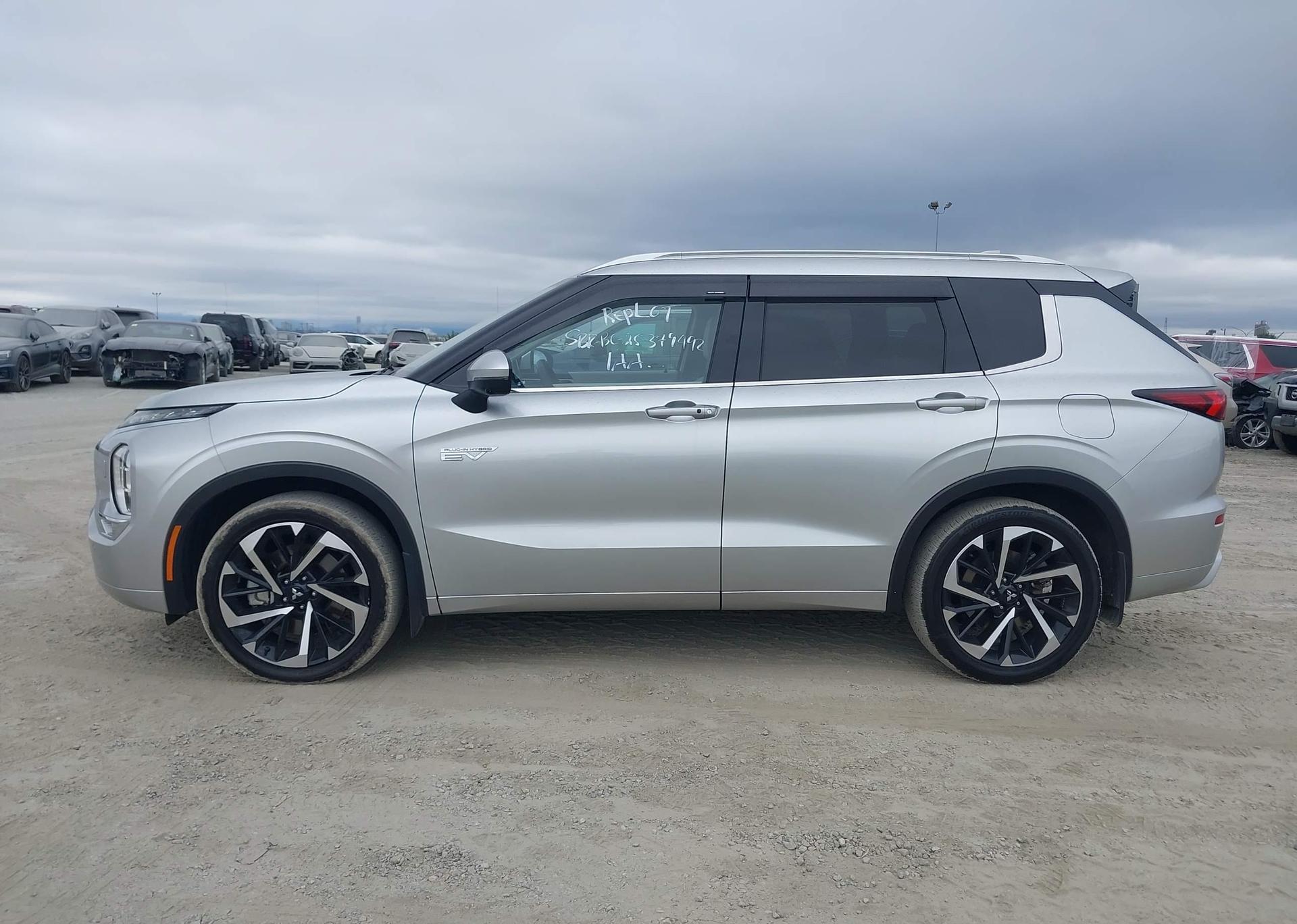 2024 MITSUBISHI OUTLANDER SEL