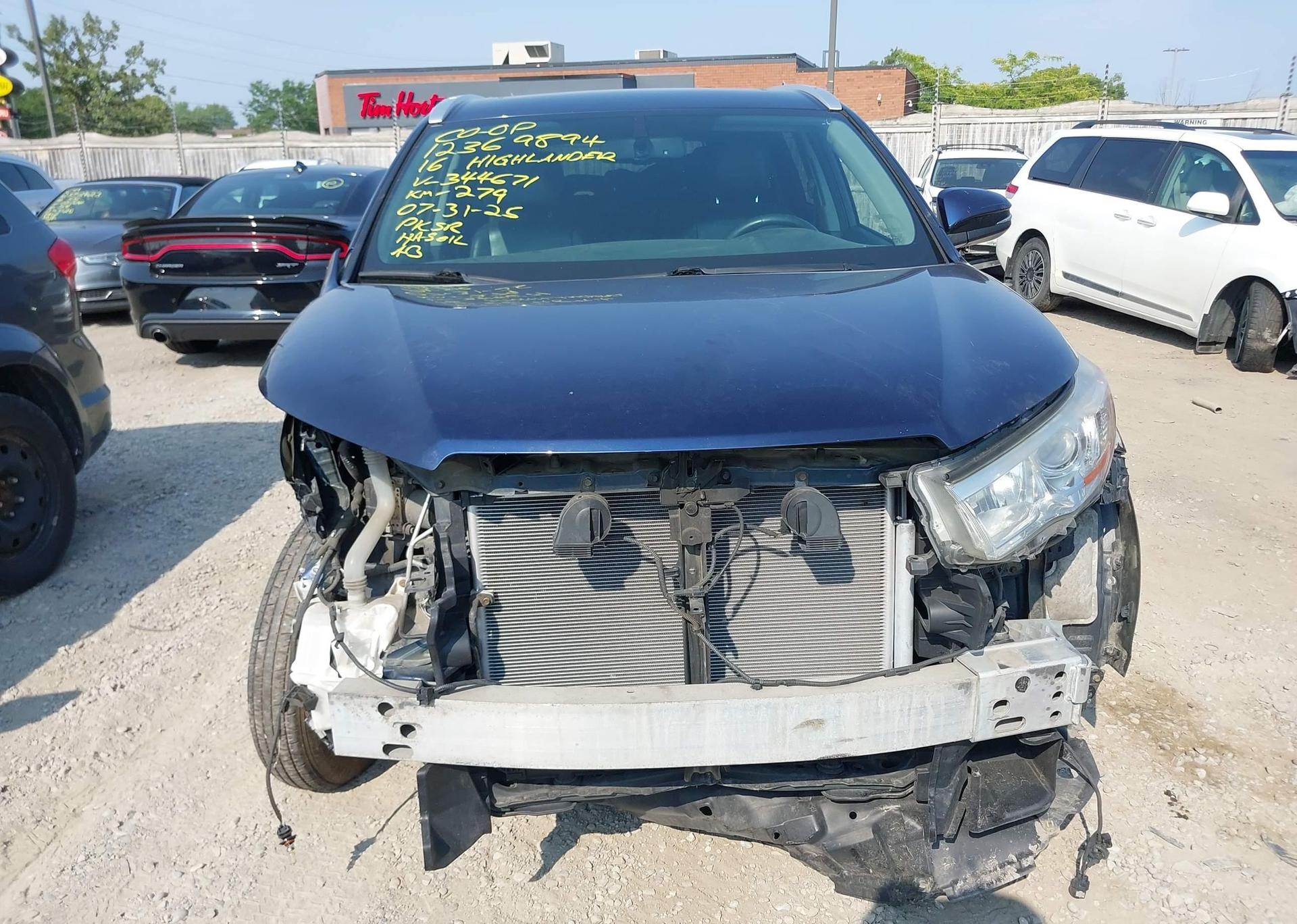 2016 TOYOTA highlander xle