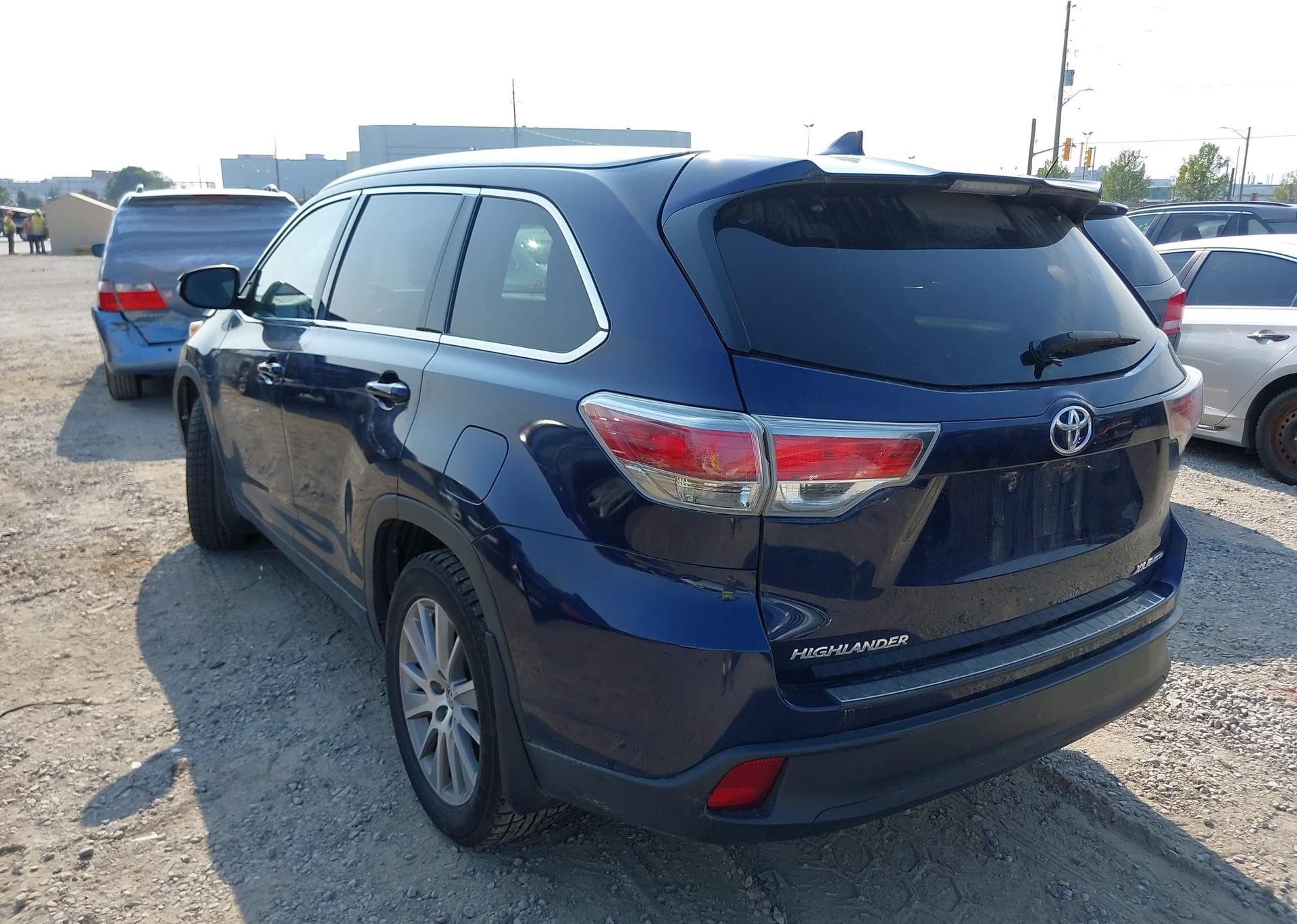 2016 TOYOTA highlander xle