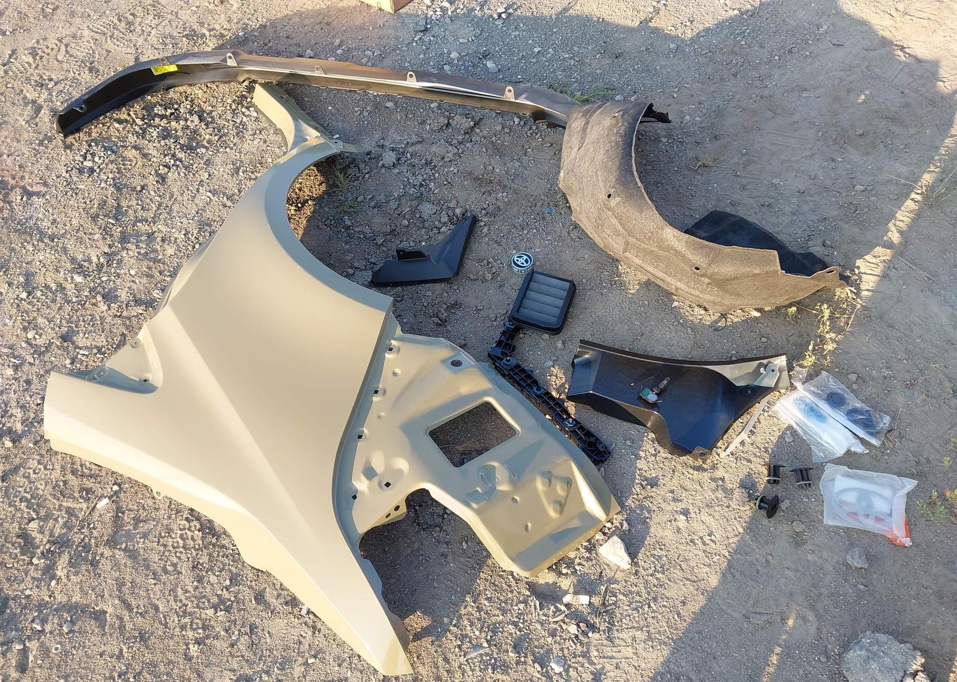 2023 TOYOTA PARTS COROLLA
