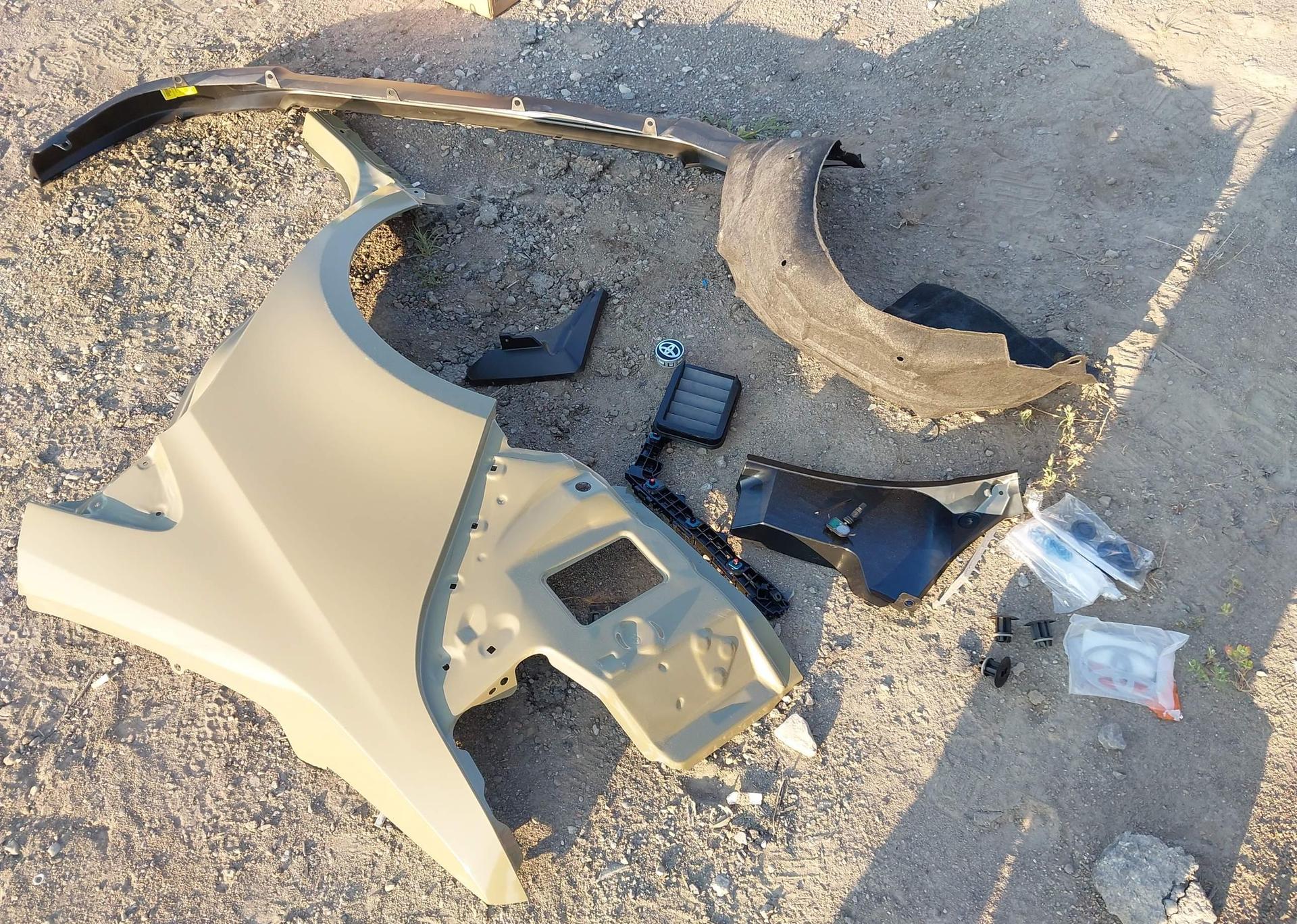 2023 TOYOTA PARTS COROLLA