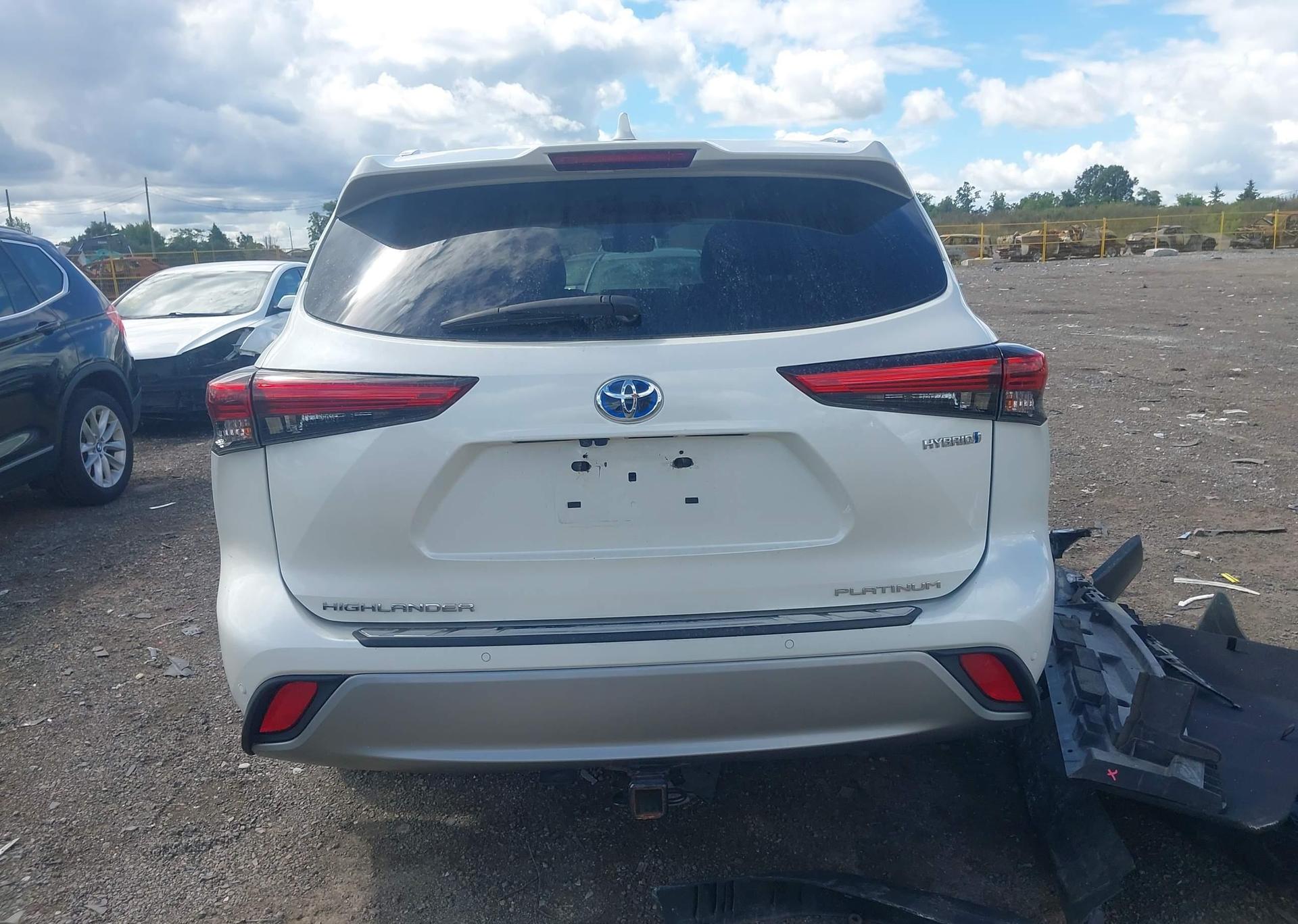 2020 TOYOTA HIGHLANDER HYBRID LIMITED