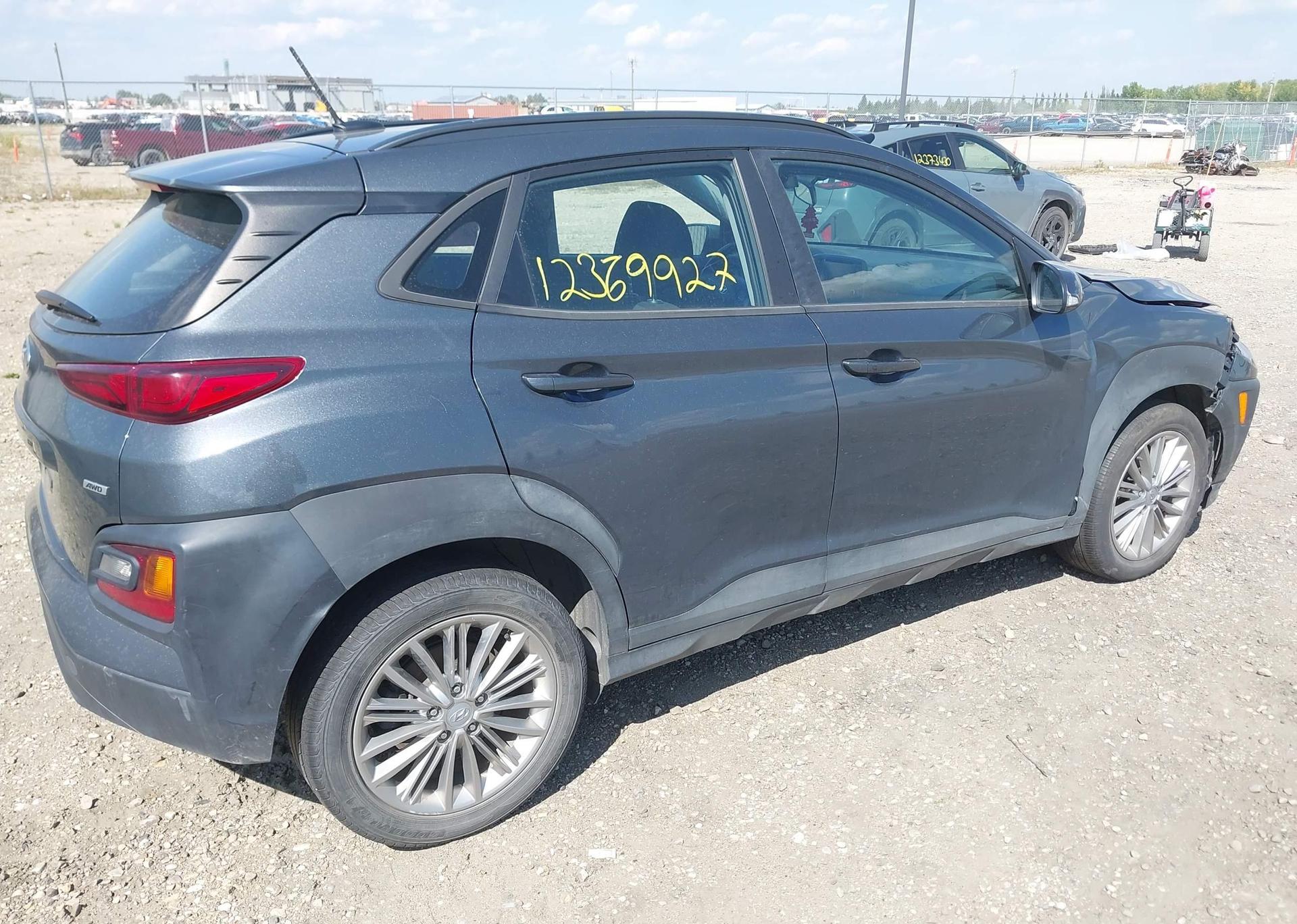 2021 HYUNDAI KONA SEL