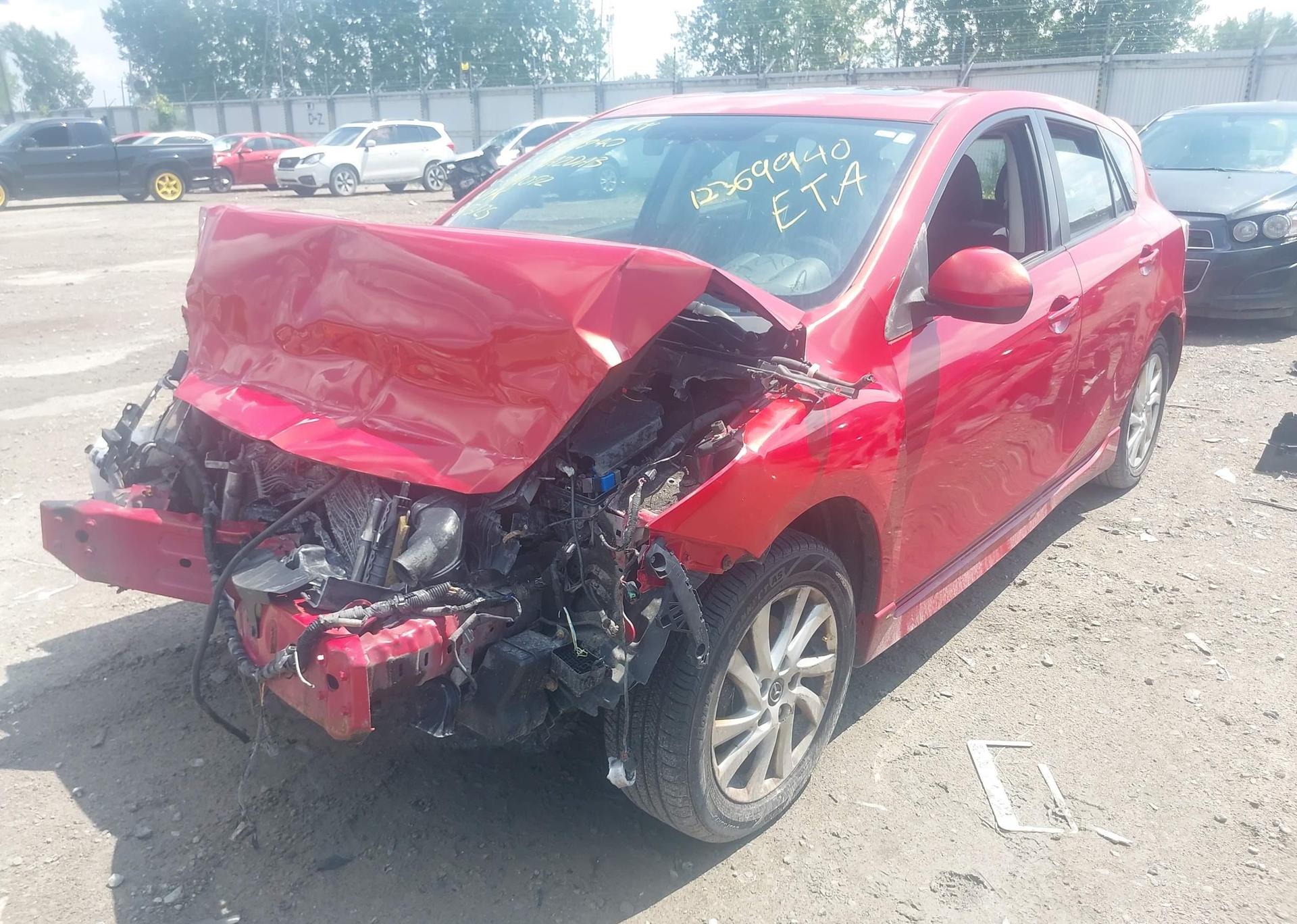 2013 MAZDA MAZDA3 GS-SKY