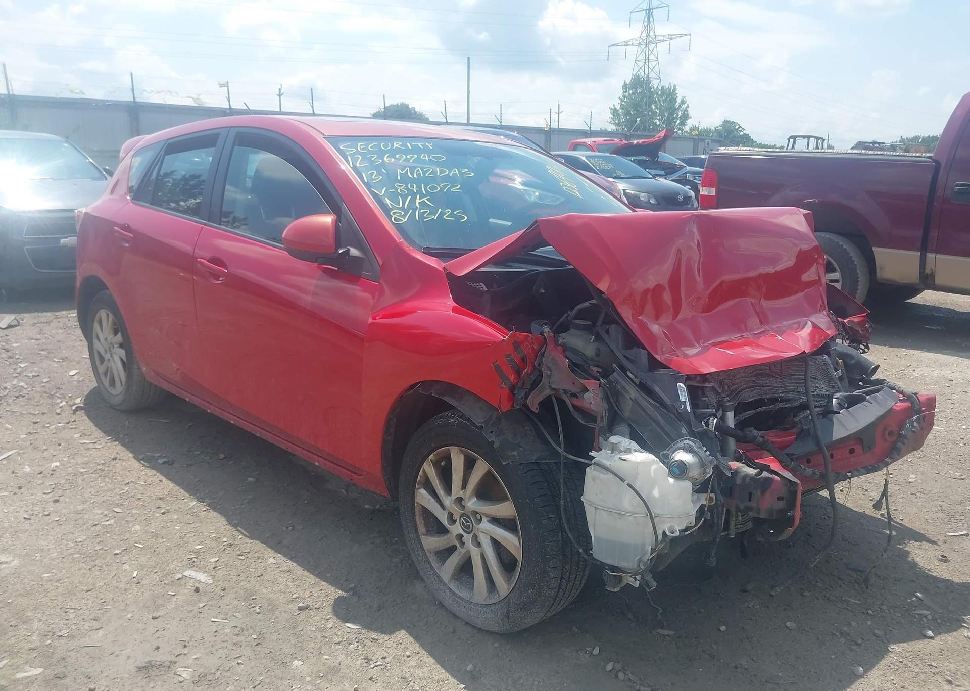 2013 MAZDA MAZDA3 GS-SKY