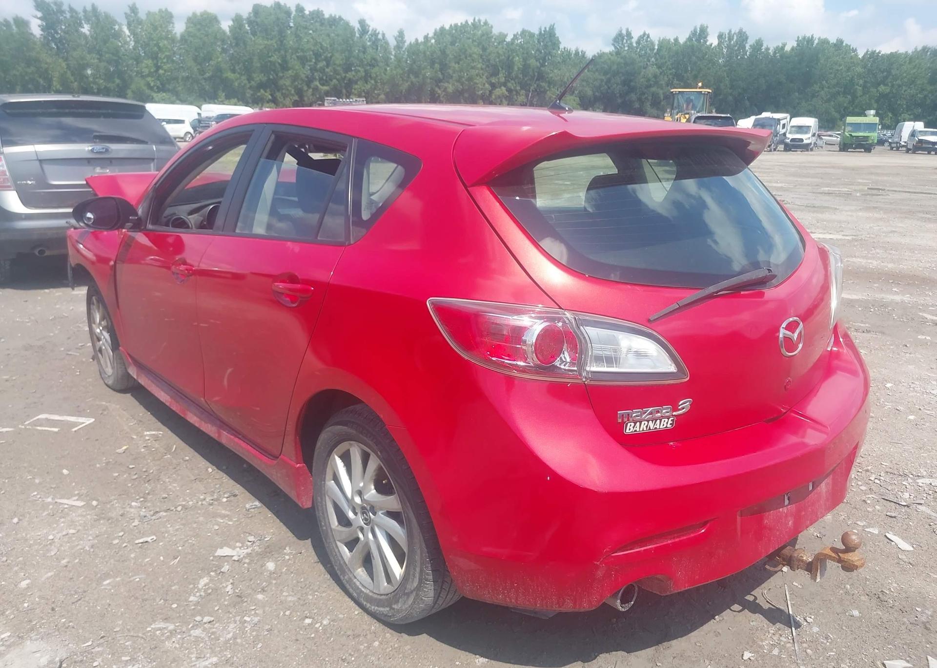 2013 MAZDA MAZDA3 GS-SKY