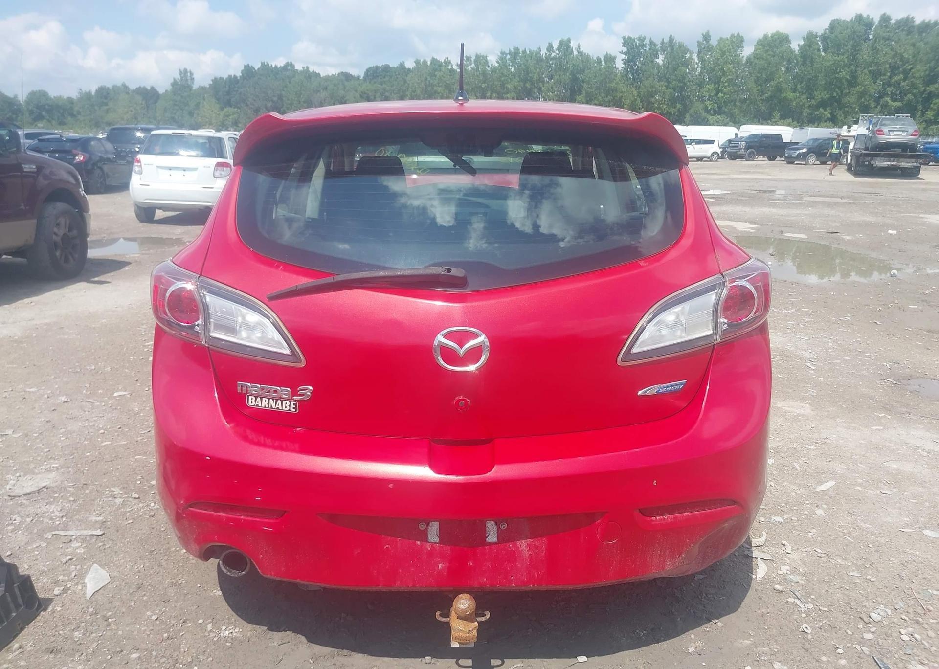 2013 MAZDA MAZDA3 GS-SKY