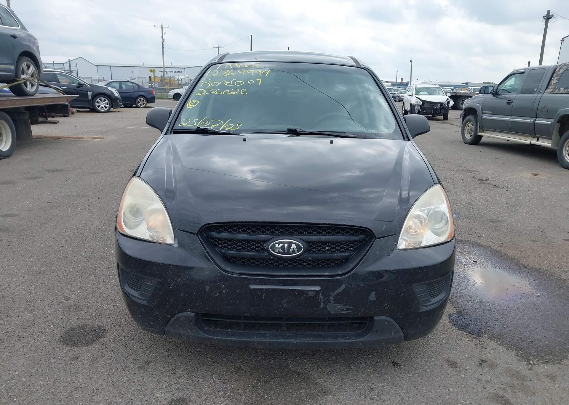 2009 KIA RONDO LX