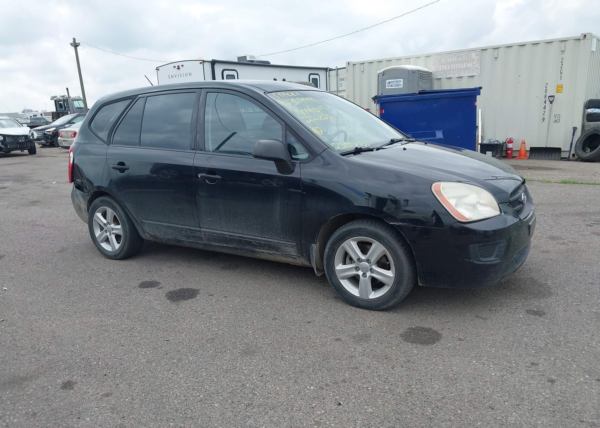 2009 KIA RONDO LX