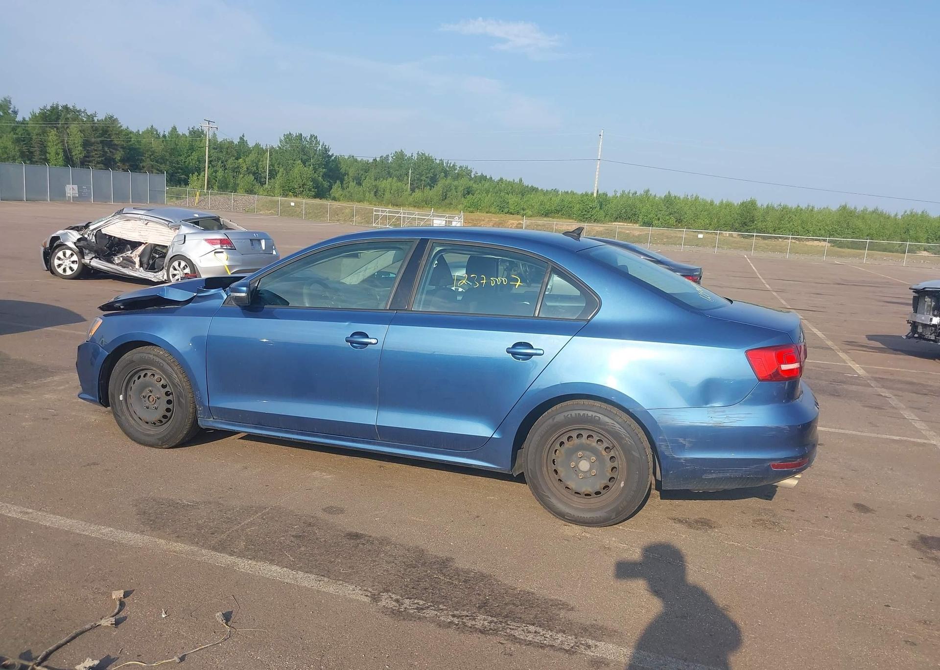 2015 VOLKSWAGEN JETTA S