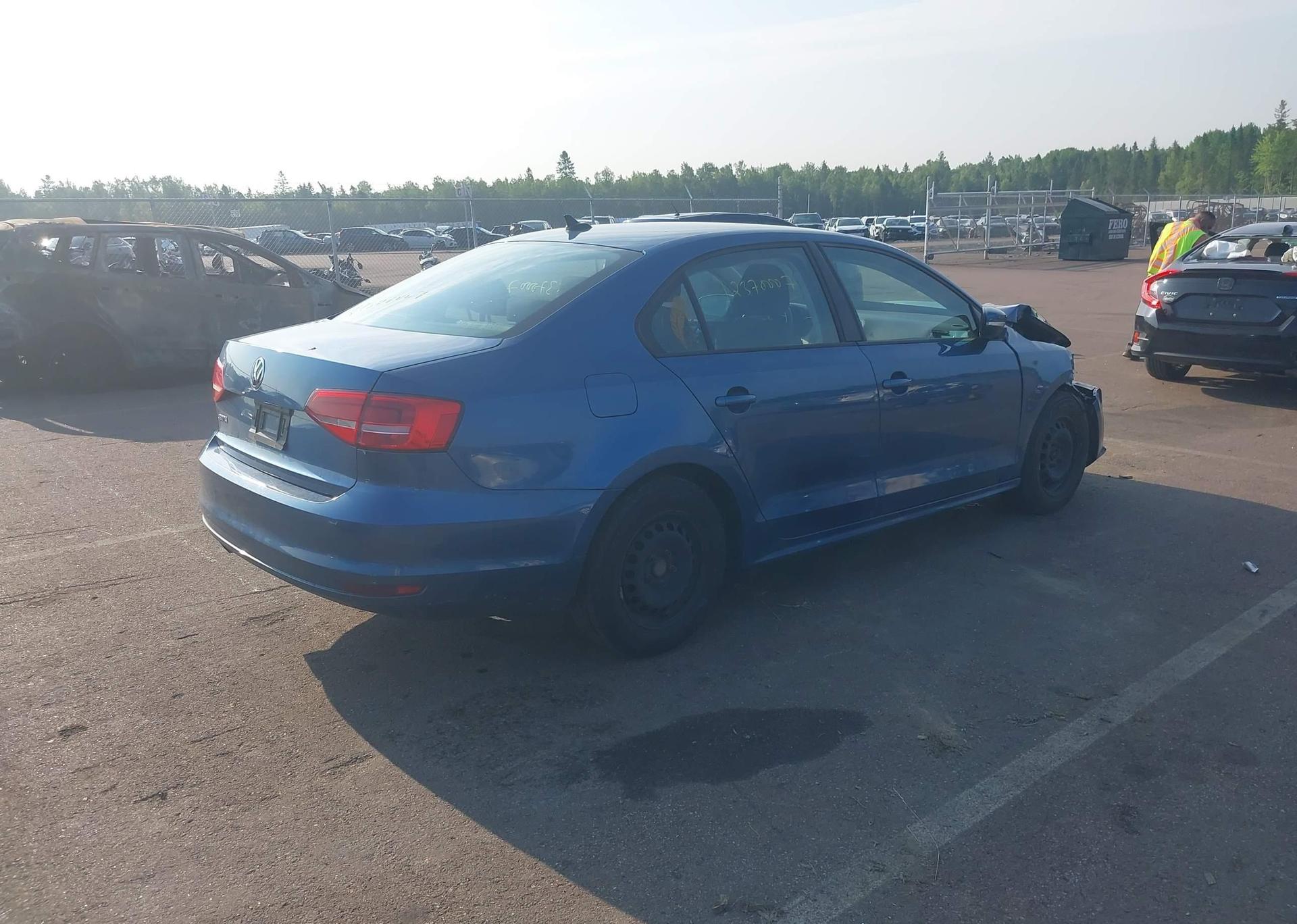2015 VOLKSWAGEN JETTA S