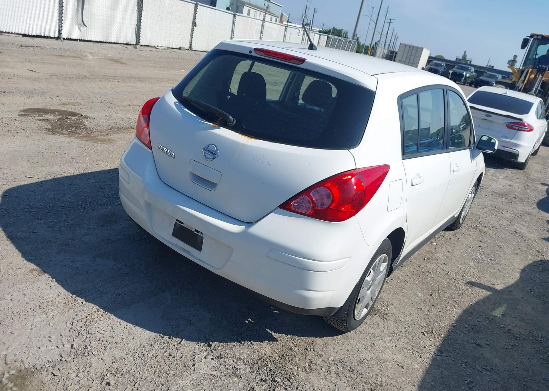 2012 NISSAN VERSA S