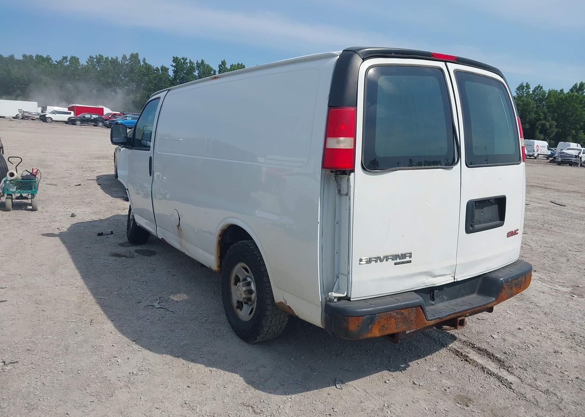 2013 CHEVROLET EXPRESS 2500