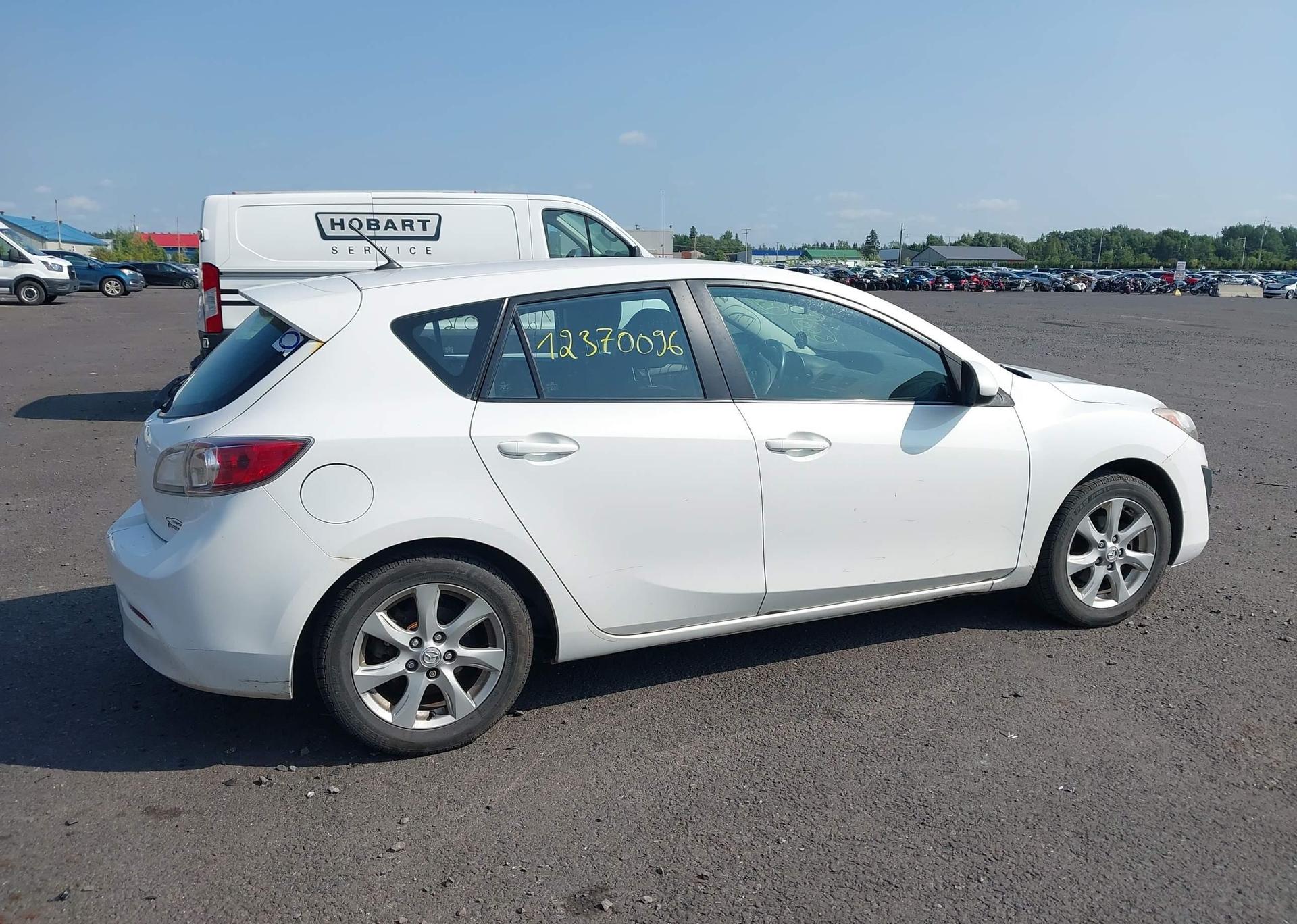 2011 MAZDA MAZDA3 GX
