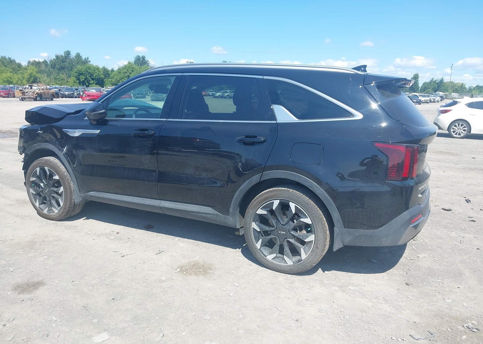 2025 KIA SORENTO EX