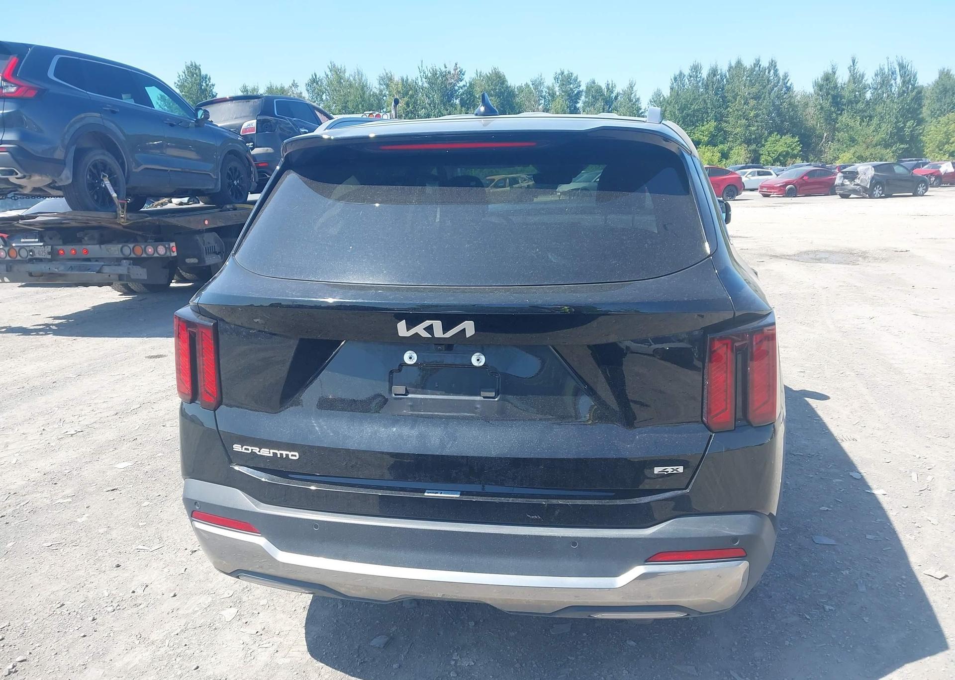2025 KIA SORENTO EX