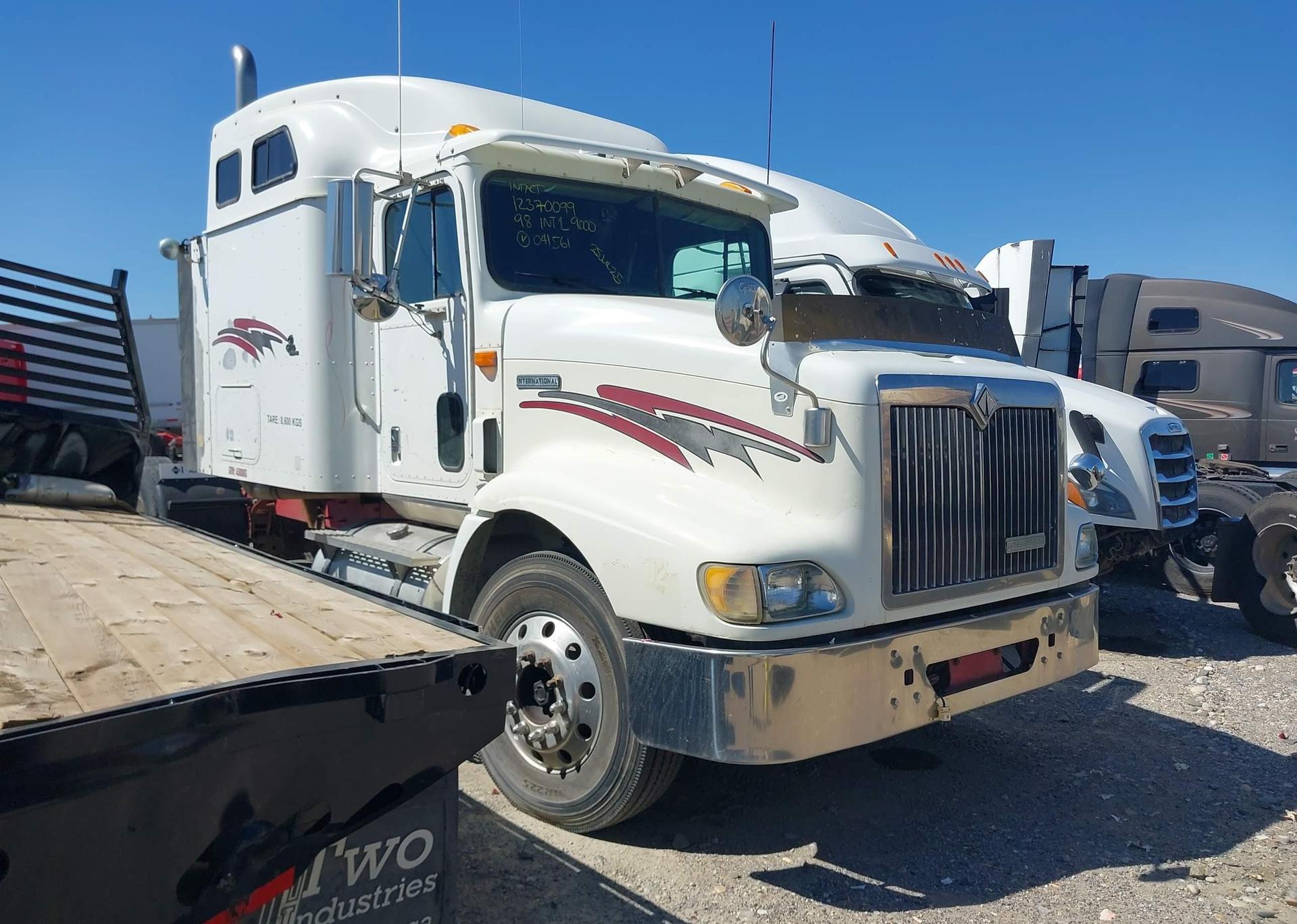 1998 INTERNATIONAL 9000 9400